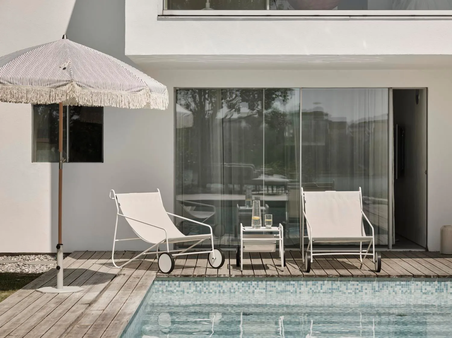 Stolik boczny Poul Table, White-off white, 72x44 cm Brafab