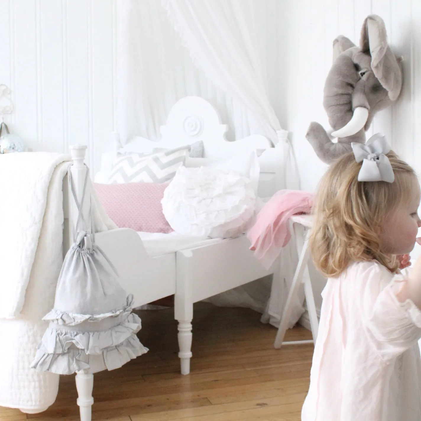 Głowa słonia na ścianę, słoń Brigbys