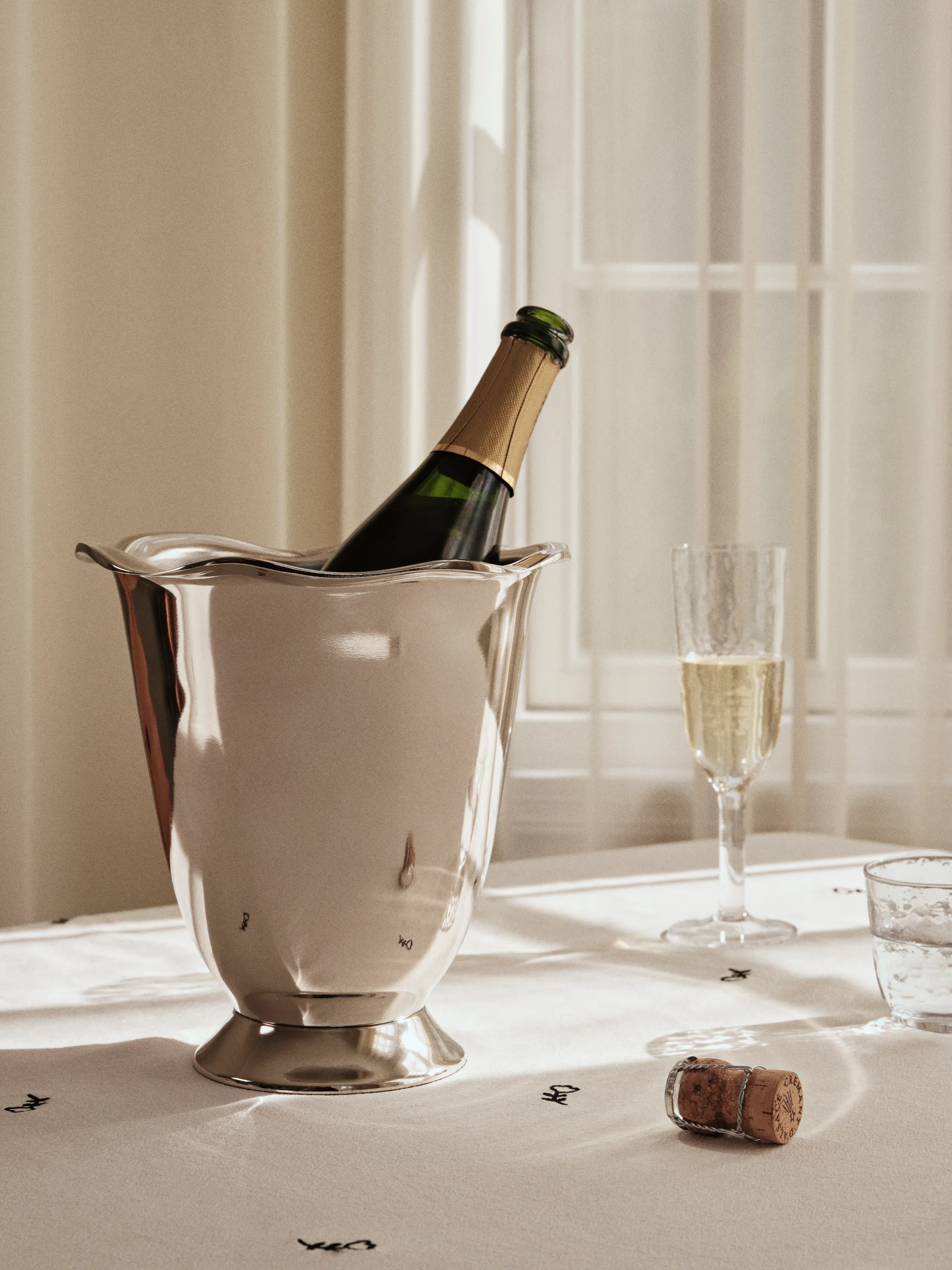 Chłodziarka do wina Beatrice Ø23x23 cm, Aluminium Broste Copenhagen