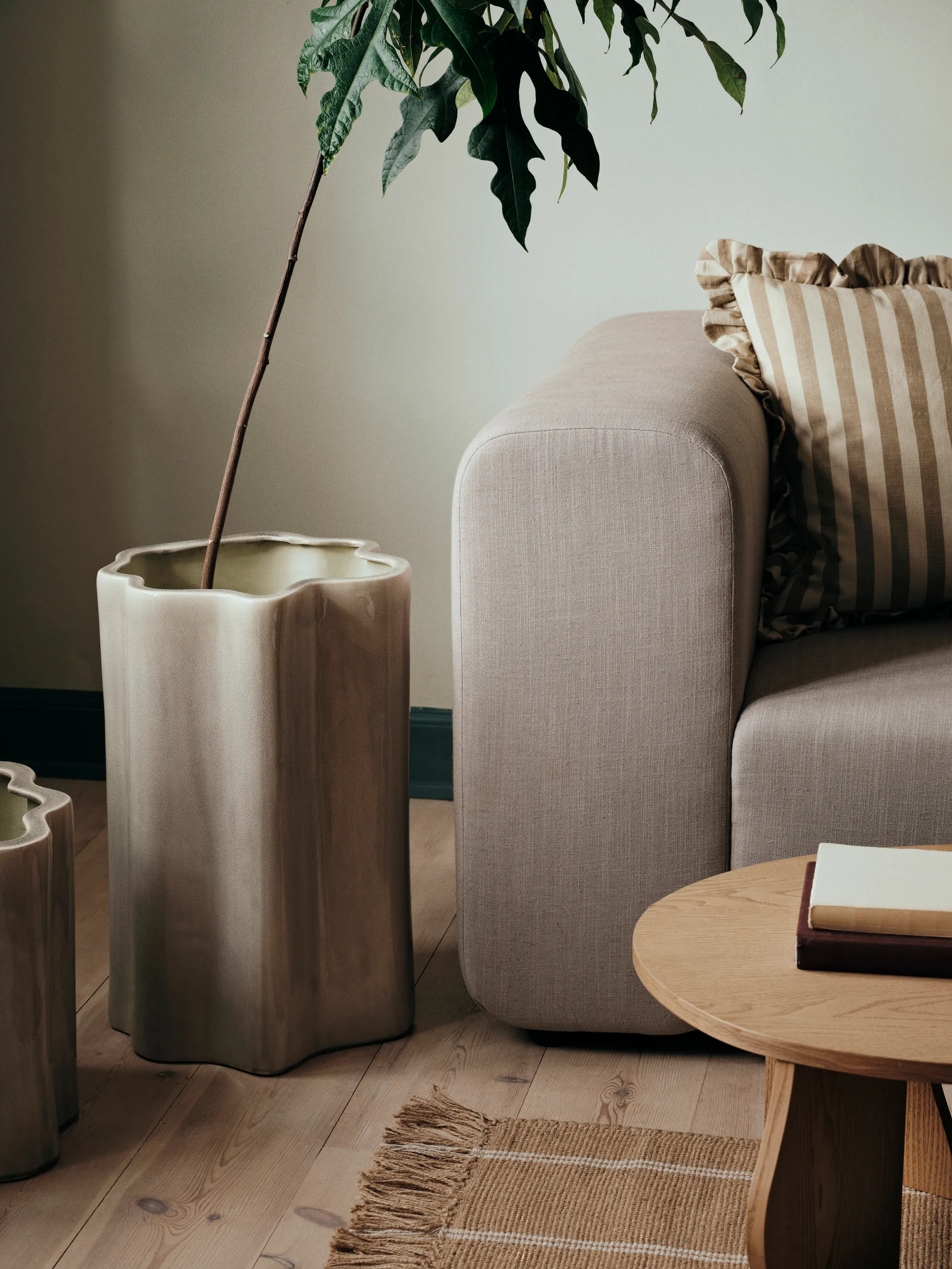 Doniczka Sonja 55 cm, Rainy Day Grey Broste Copenhagen