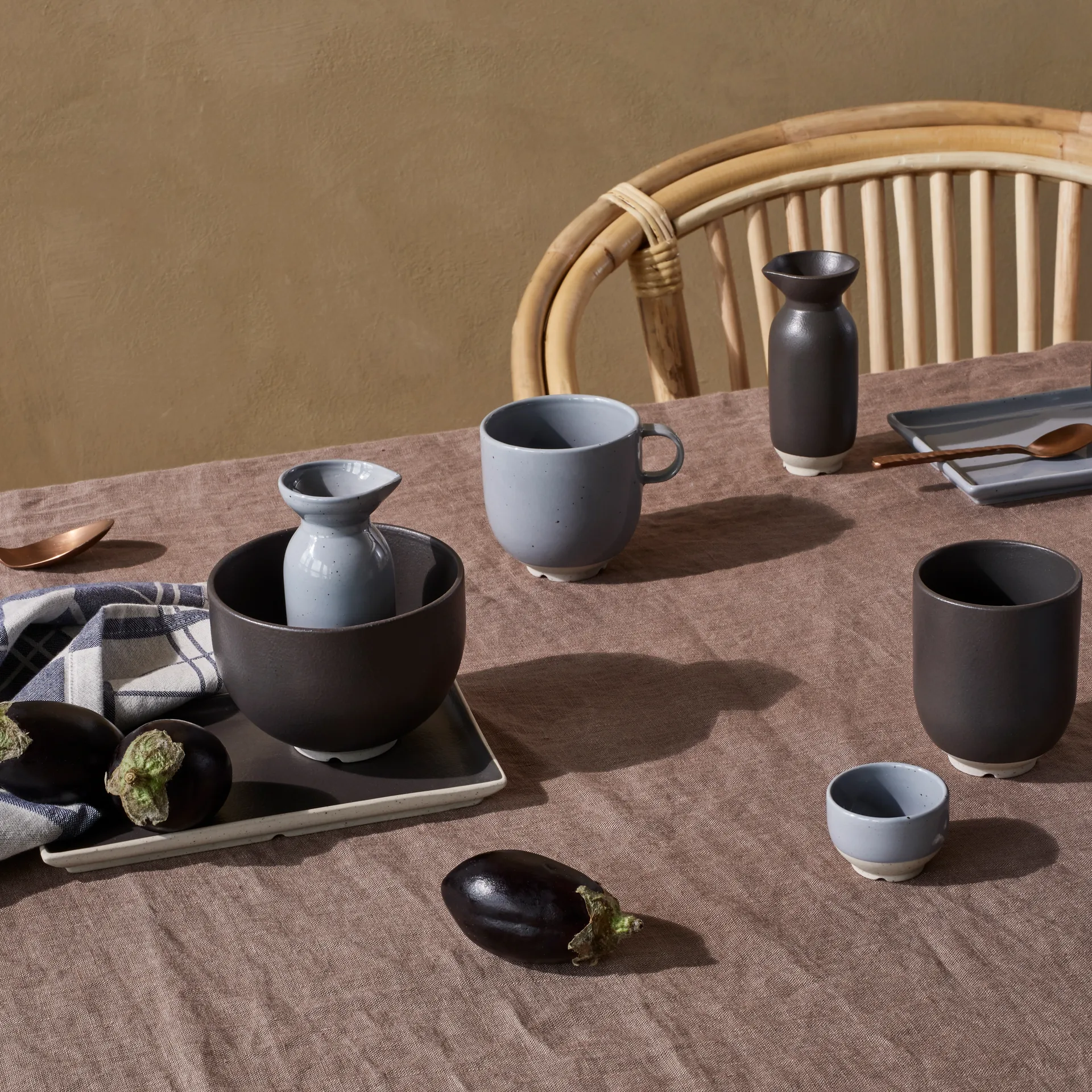 Eli talerz 12x20 cm, Matte charcoal Broste Copenhagen