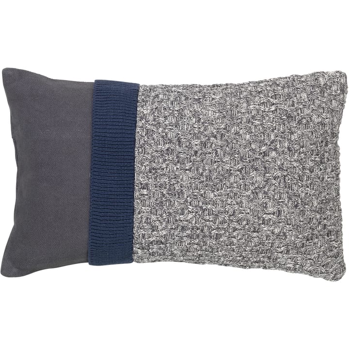 Poszewka na poduszkę Knit 30x50 cm - Dark grey-blue night - Broste Copenhagen