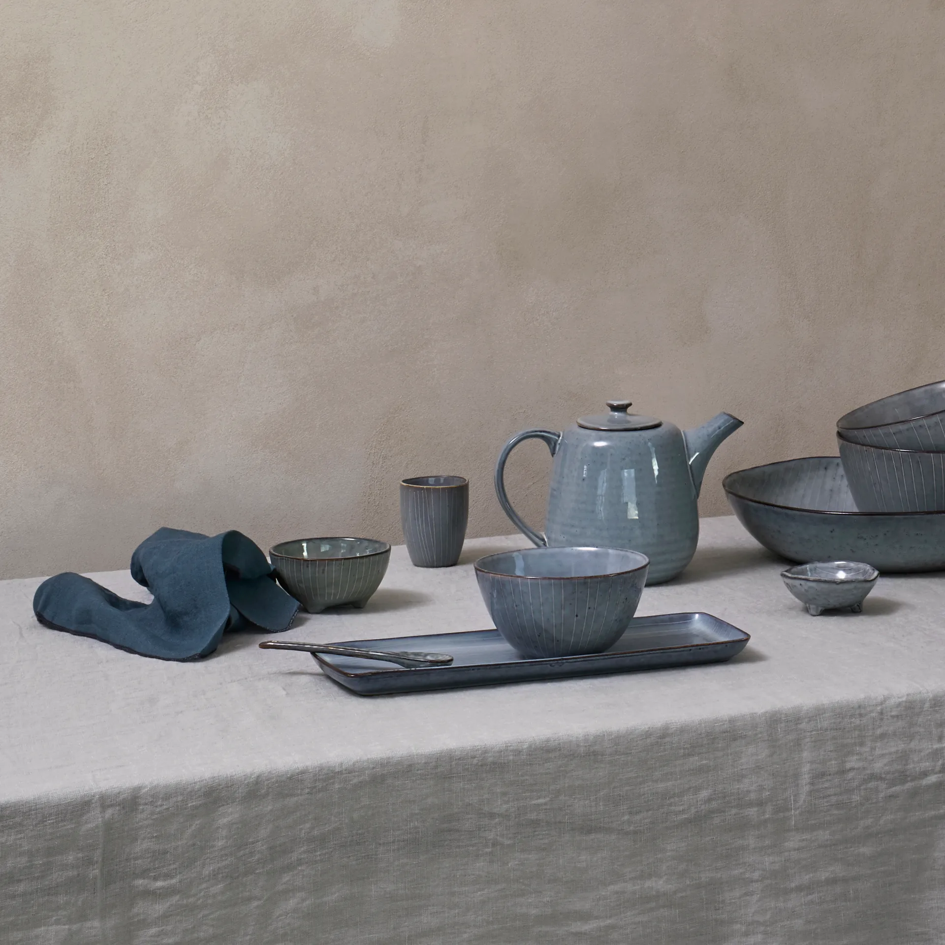 Serwetka lniana Gracie, Insignia blue (granatowy) Broste Copenhagen