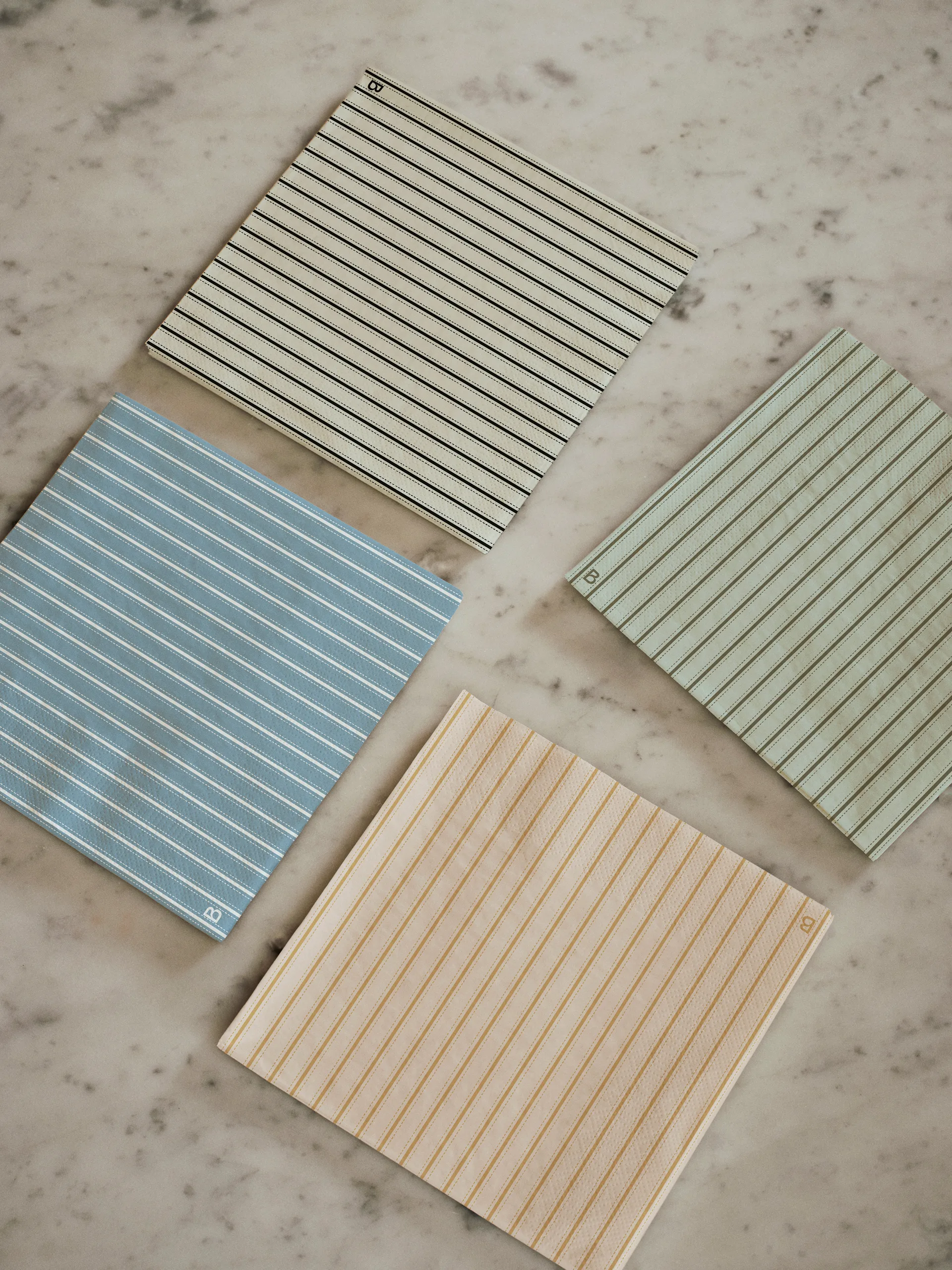 Serwetki Dolly 33x33 cm, 20 szt., Light blue-white Broste Copenhagen