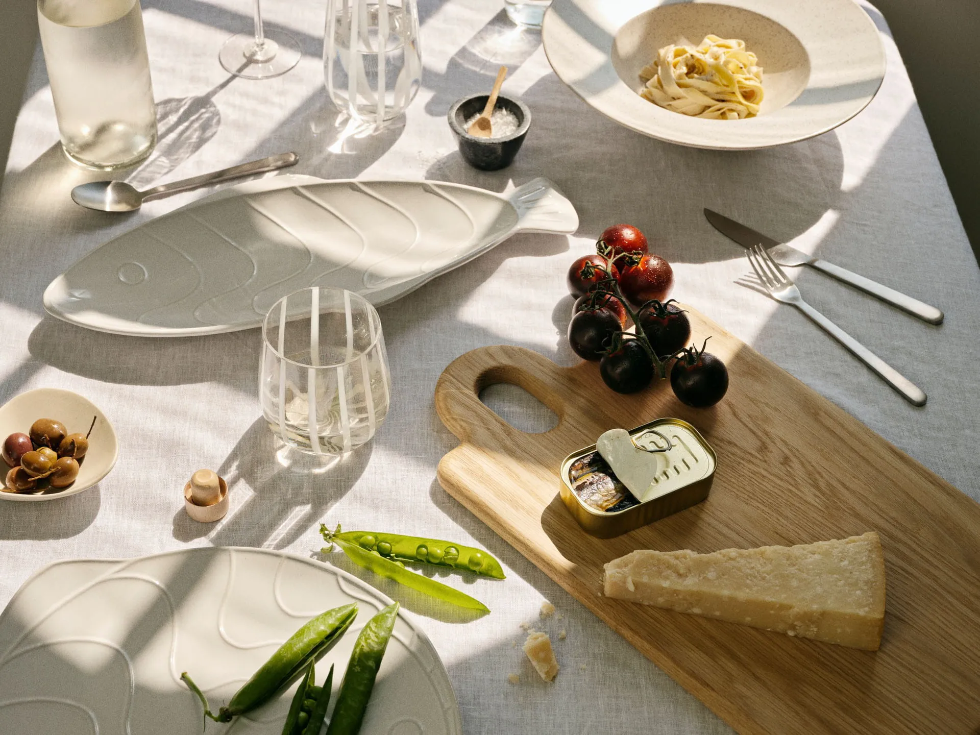 Stripe szklanka 350 ml, Clear-white stripes Broste Copenhagen