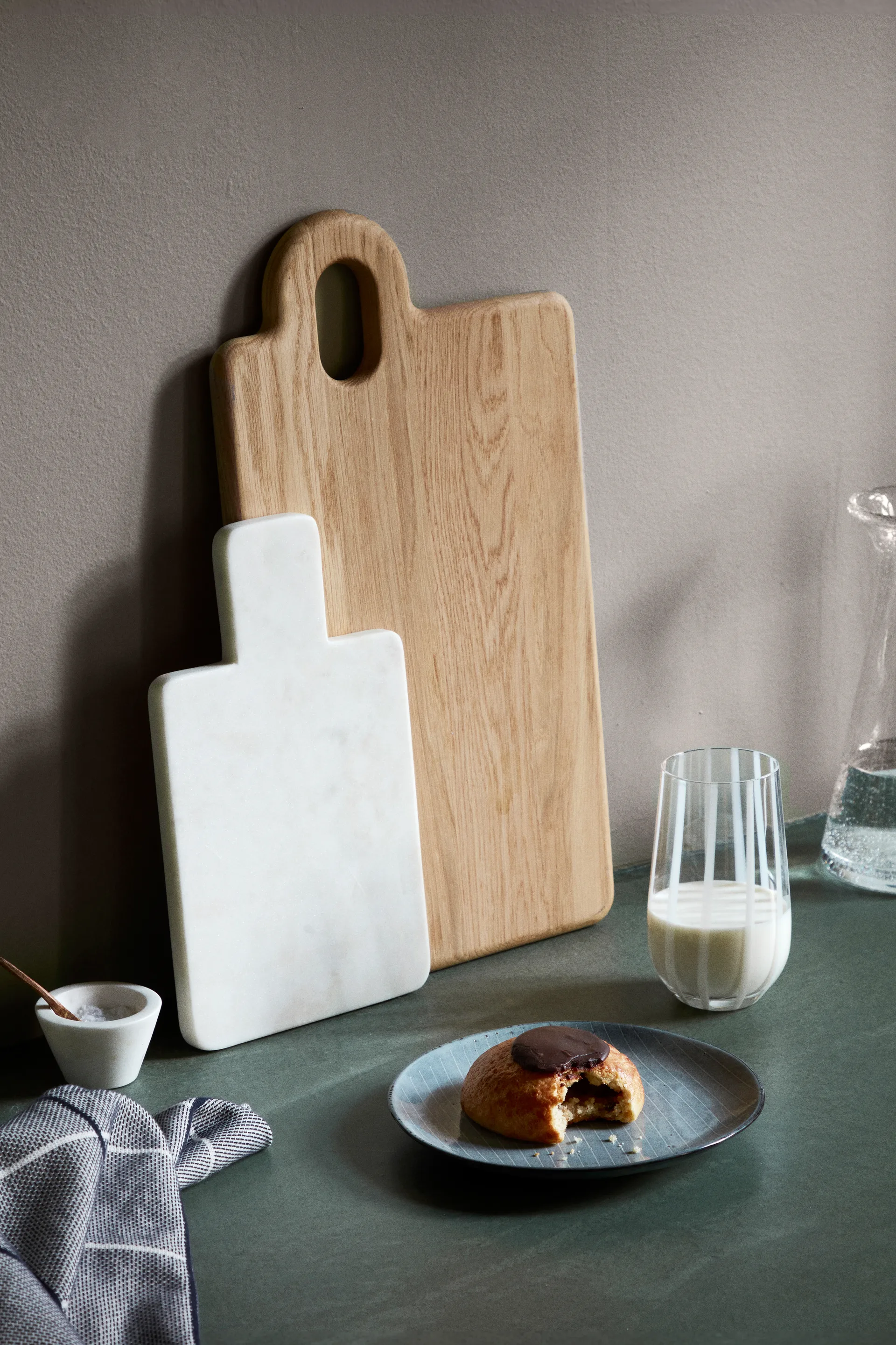 Stripe szklanka do napojów 550 ml, Clear-white stripes Broste Copenhagen