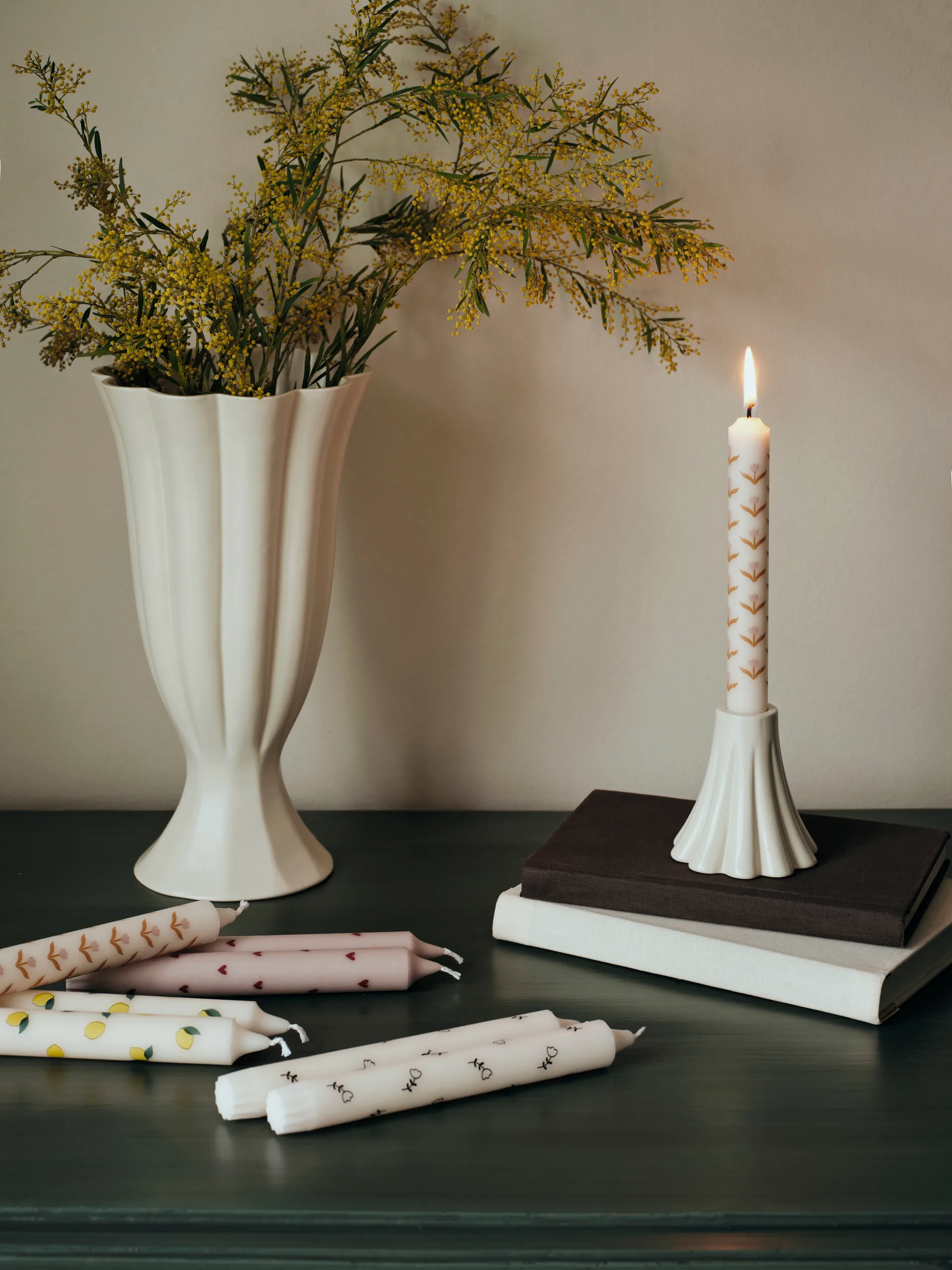 Świeczki Lemon 2 szt., White-yellow Broste Copenhagen