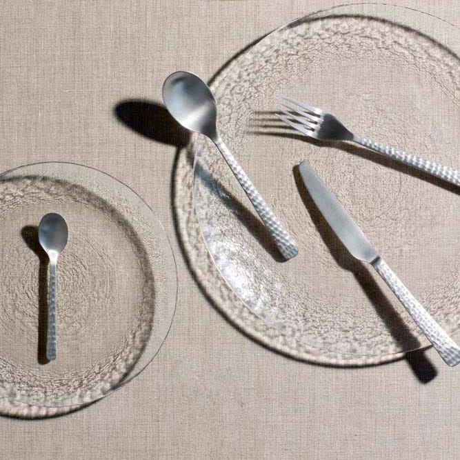 Sztućce Hune 16 szt., Brushed satin hammered Broste Copenhagen