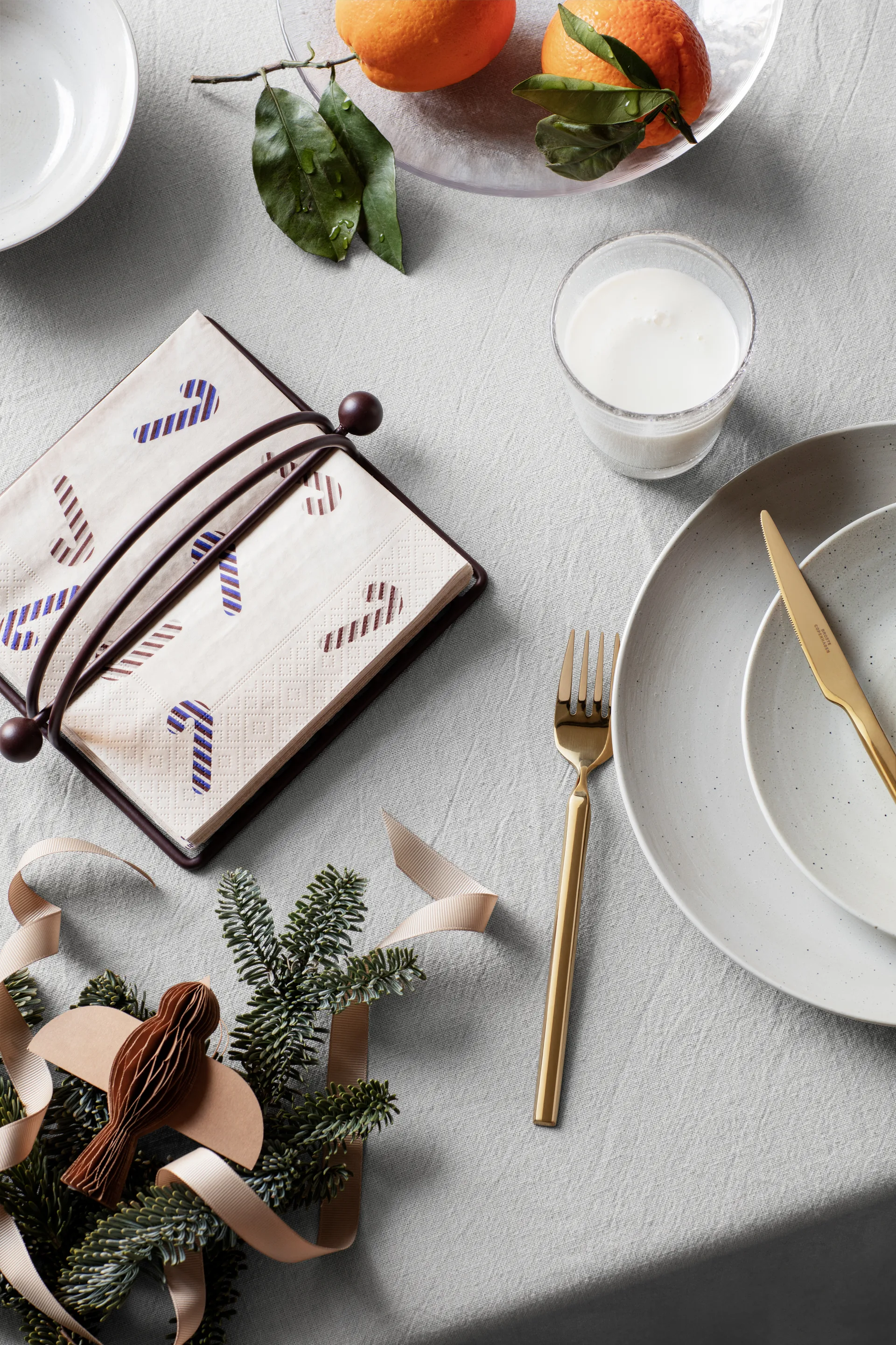 Talerz Nordic Vanilla Ø26 cm, Cream with grains Broste Copenhagen