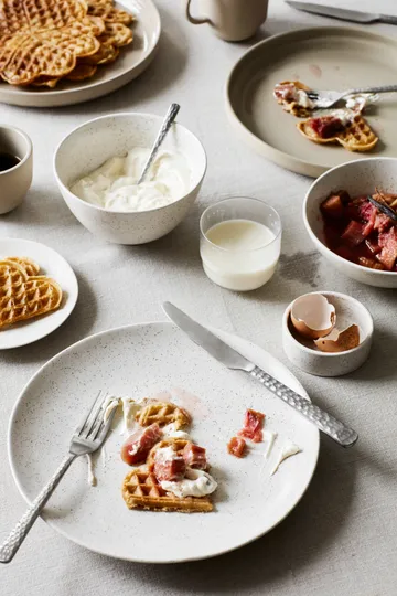 Zestaw śniadaniowy Nordic Vanilla - 12 elementów - Broste Copenhagen