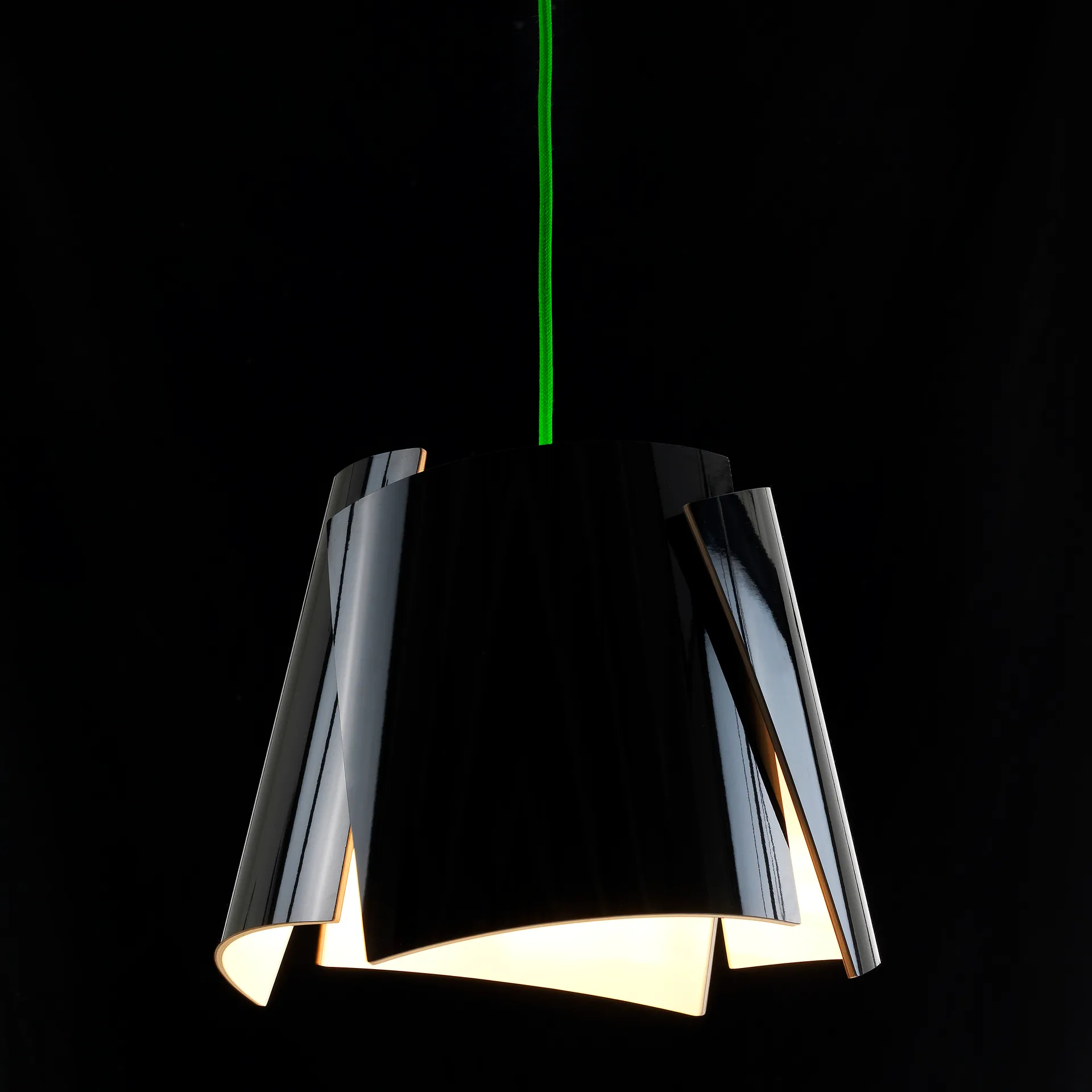 Lampa czarna Leaf, czarno-zielony Bsweden
