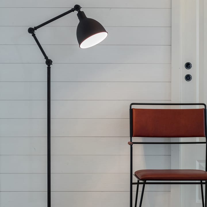 Lampa podłogowa Bazar, Piasek czarny By Rydéns