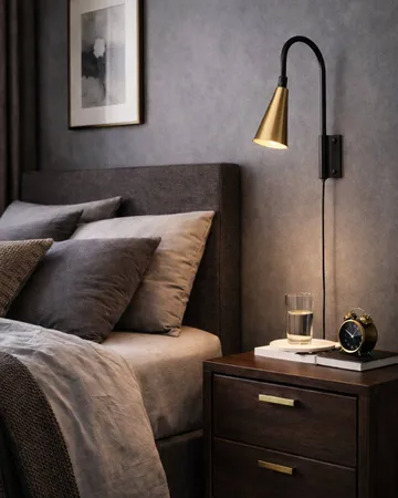 Lampa ścienna Spline - Czarny-mosiądz, 36 cm - By Rydéns