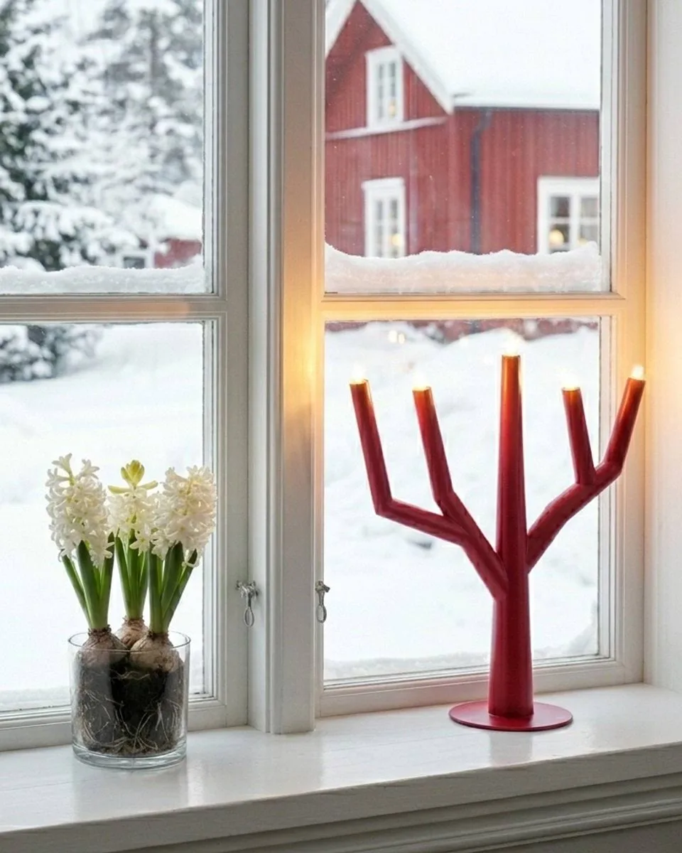 Świecznik adwentowy Winter Ruby, Tlenkowa czerwień By Rydéns