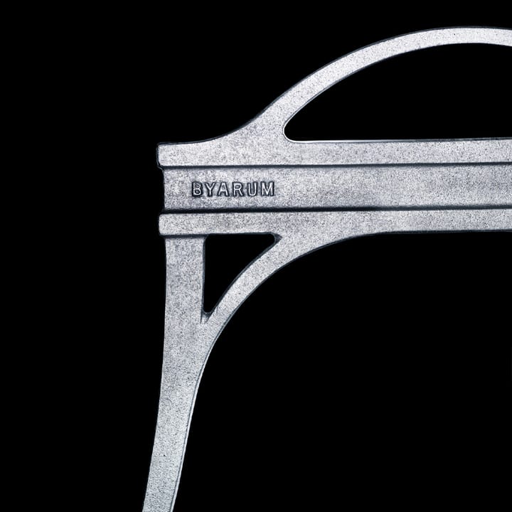 Ławka Lessebo, Mahoń, surowy aluminiowy stelaż Byarums bruk