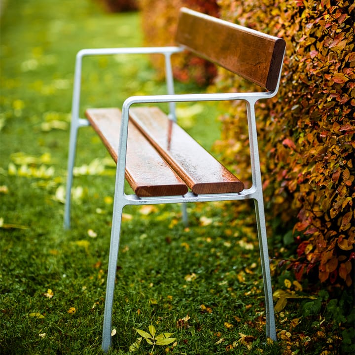 Sofa ogrodowa Piccolo, Mahoń, czarny stelaż Byarums bruk