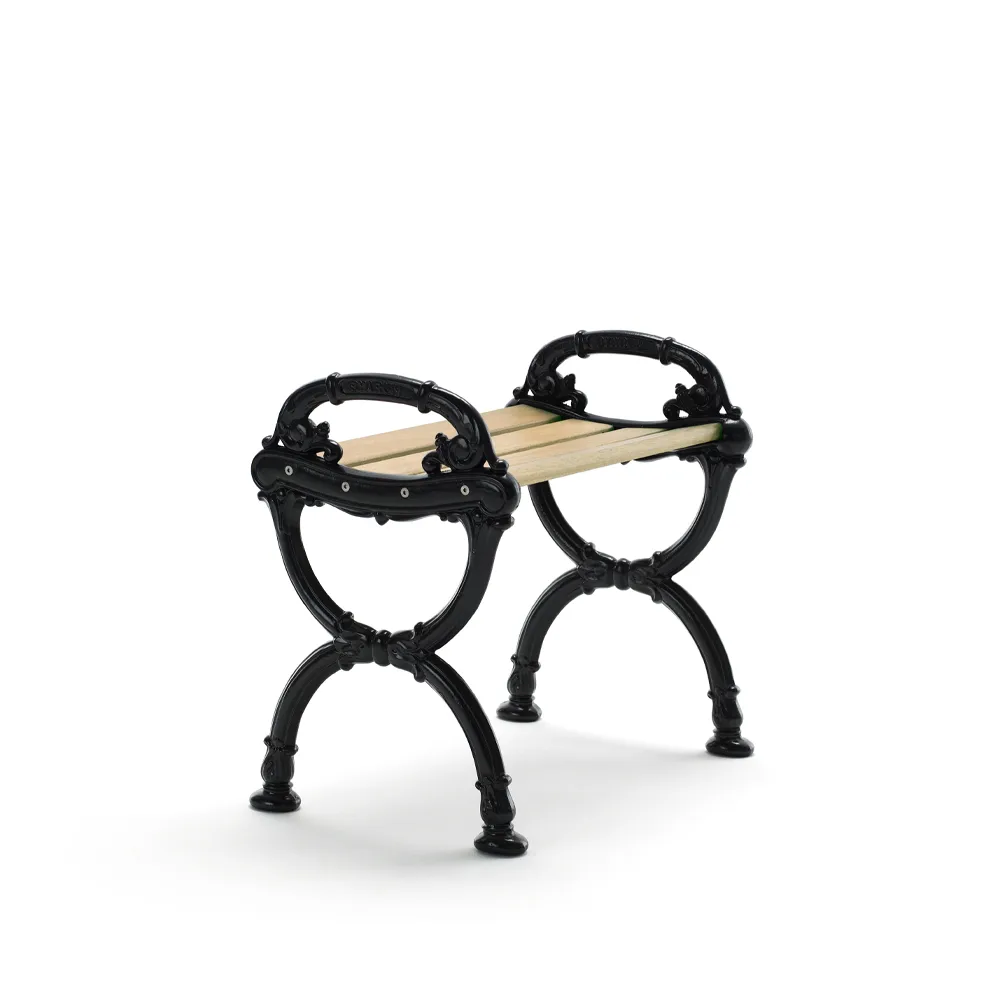 Taboret Byarum, Sosna impregnowana, czarny stelaż Byarums bruk