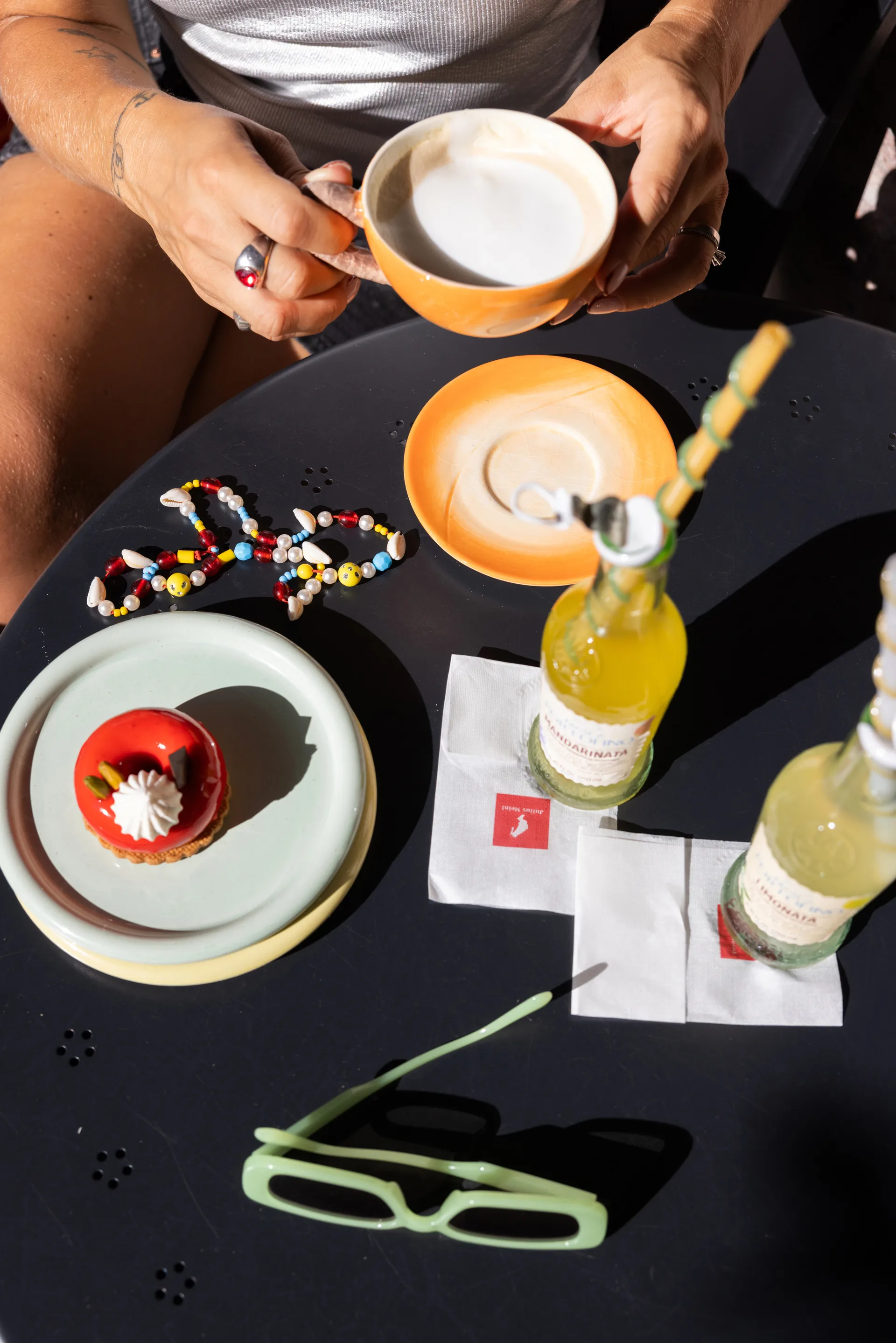 Filiżanka ze spodkiem Peach, Pomarańczowa Byon