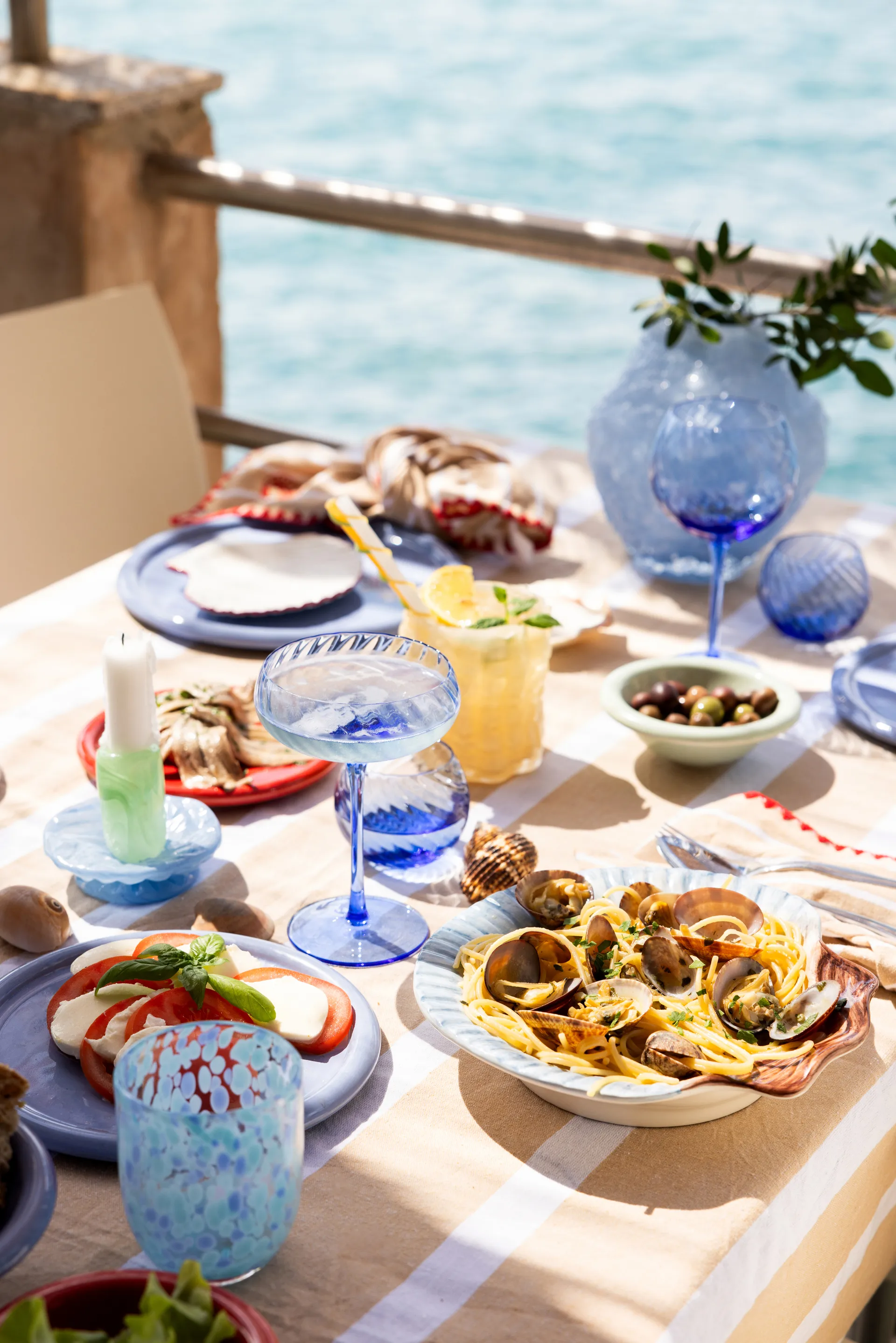 Talerz Armona 23,5x23,5 cm, Jasnoniebieski Byon