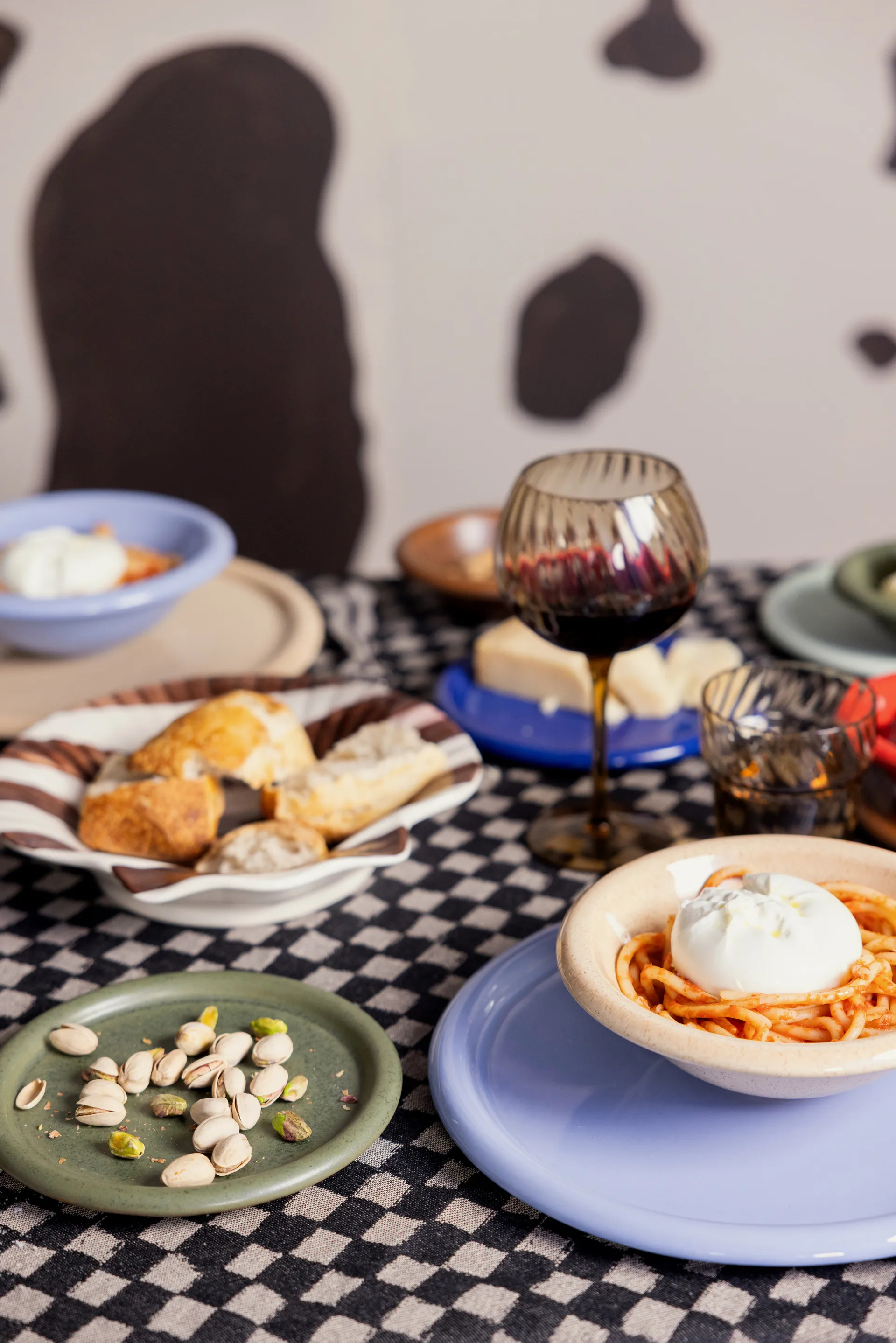 Talerz Armona Stripe 23,5x23,5 cm, Ciemnobrązowo-biały Byon