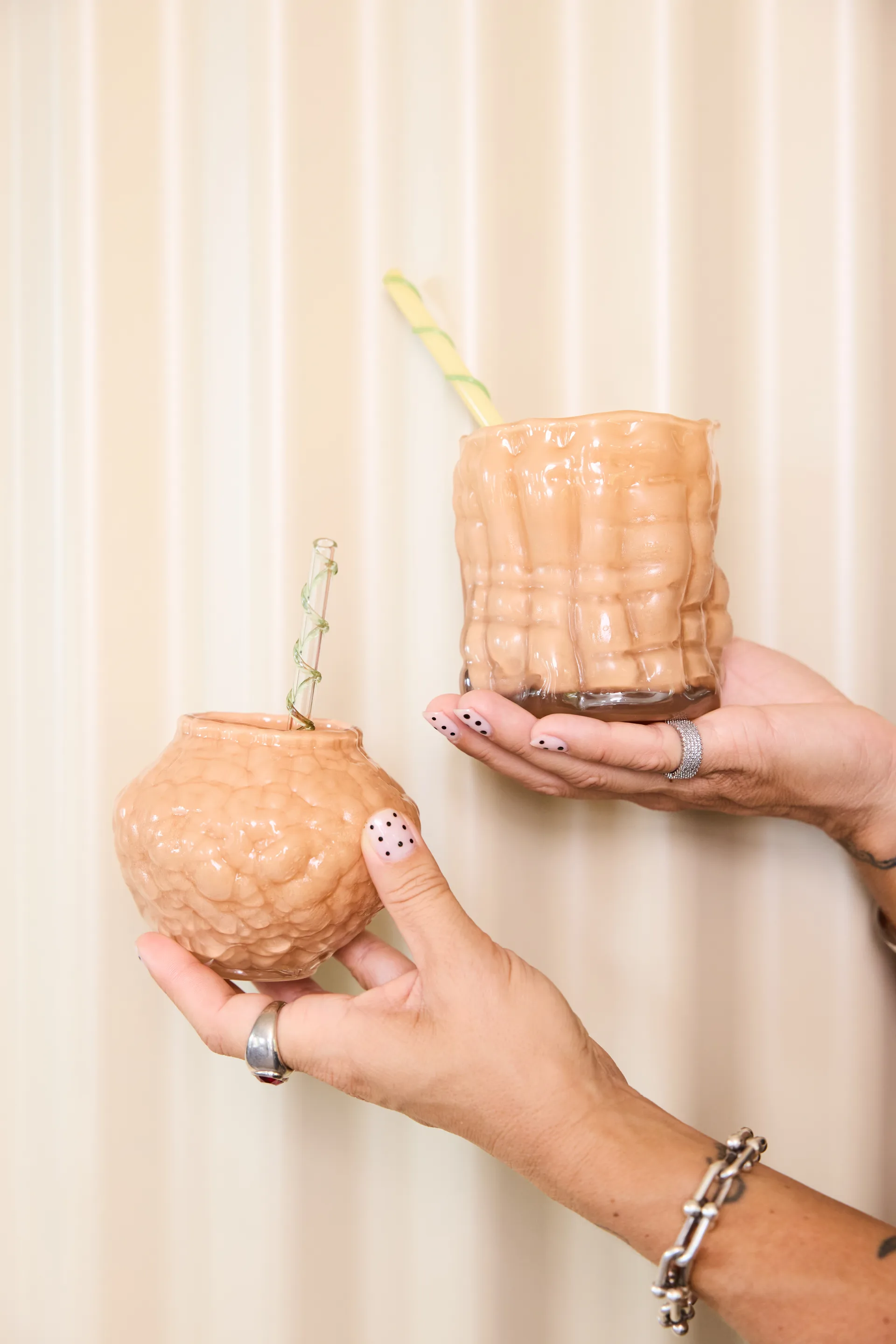 Wazon Corallo mini 11x11x8 cm, Brzoskwinia Byon