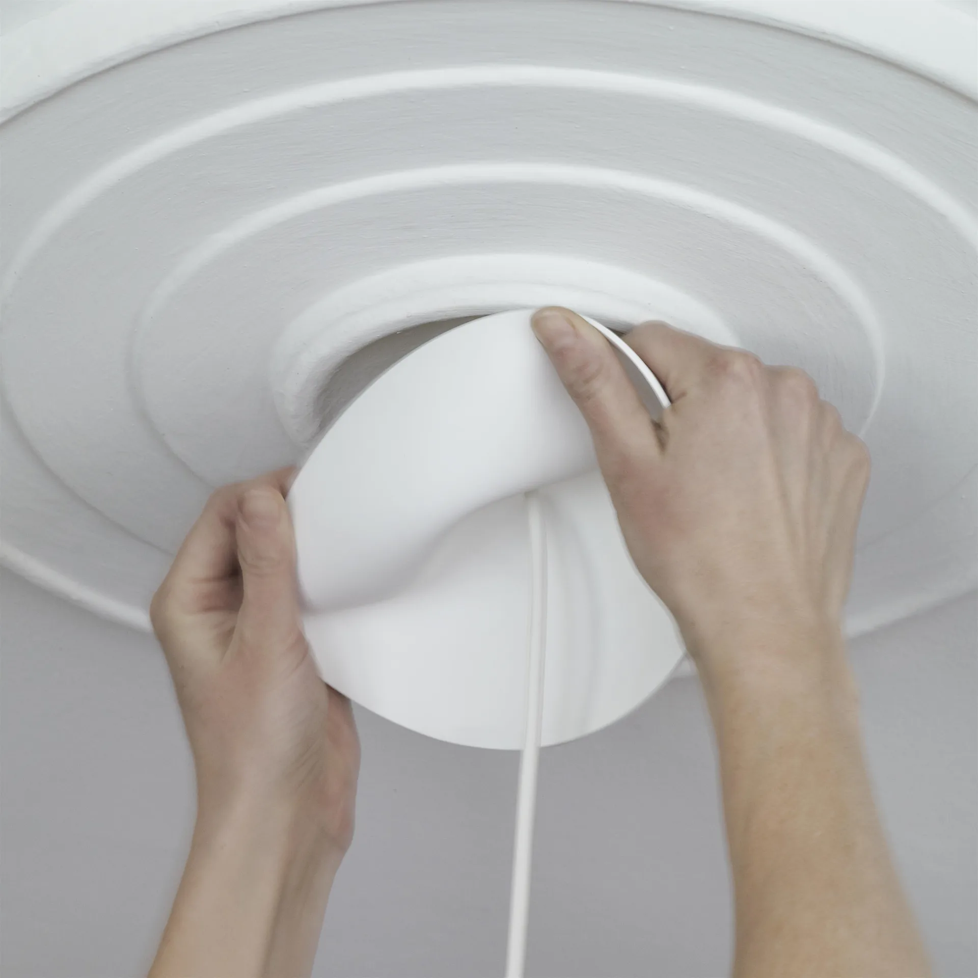 CableCup mini kubek na klucze, czarny CableCup