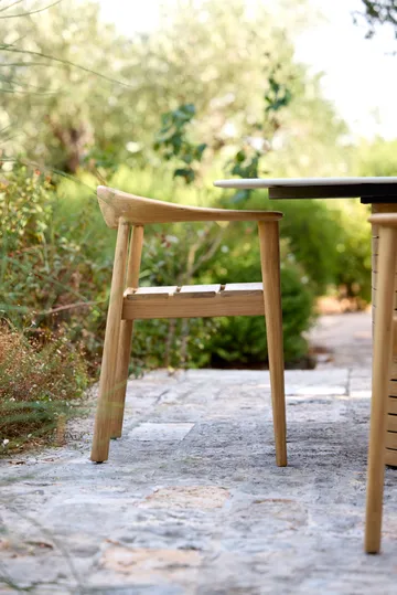 Fotel z podłokietnikami Majestic  - Teak - Cane-line