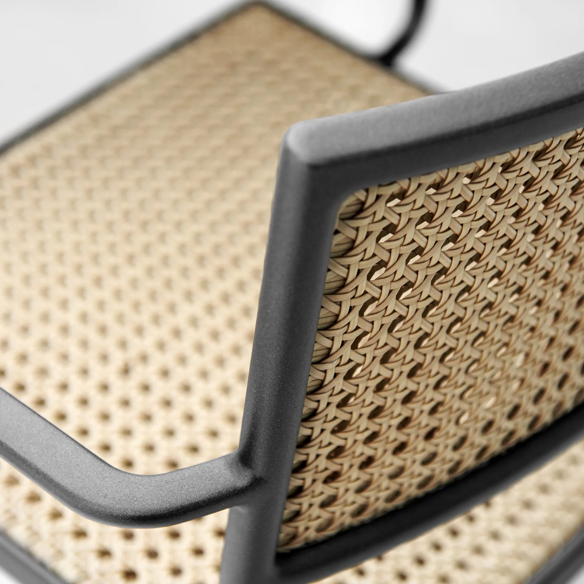 Krzesło Less, Light Grey Cane-line