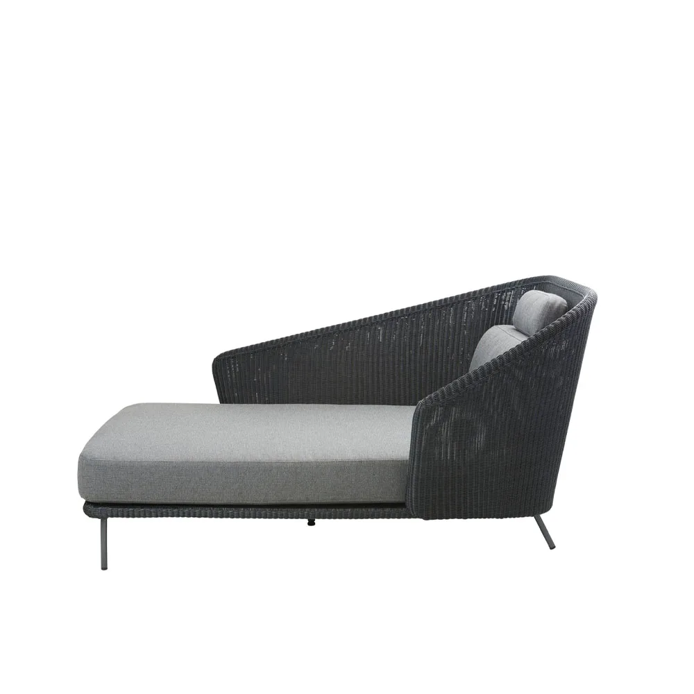 Leżanka Mega, Graphic, prawostronna, w zestawie z szarymi poduszkami Cane-line