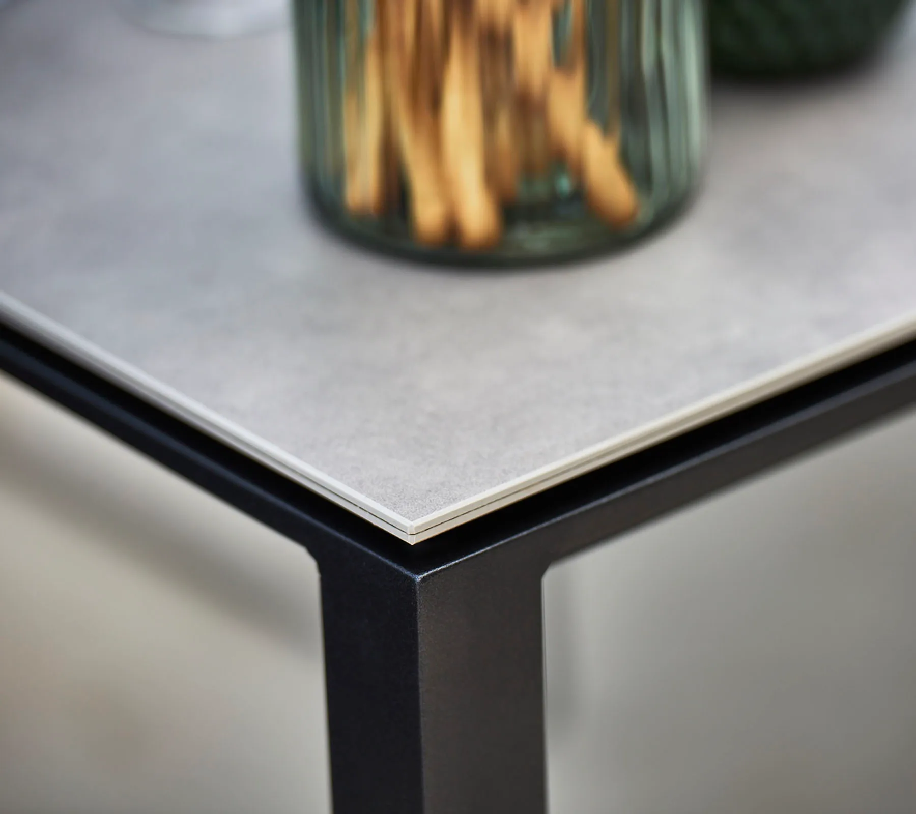 Stół Pure 200x100 cm Concrete grey-lava grey Cane-line