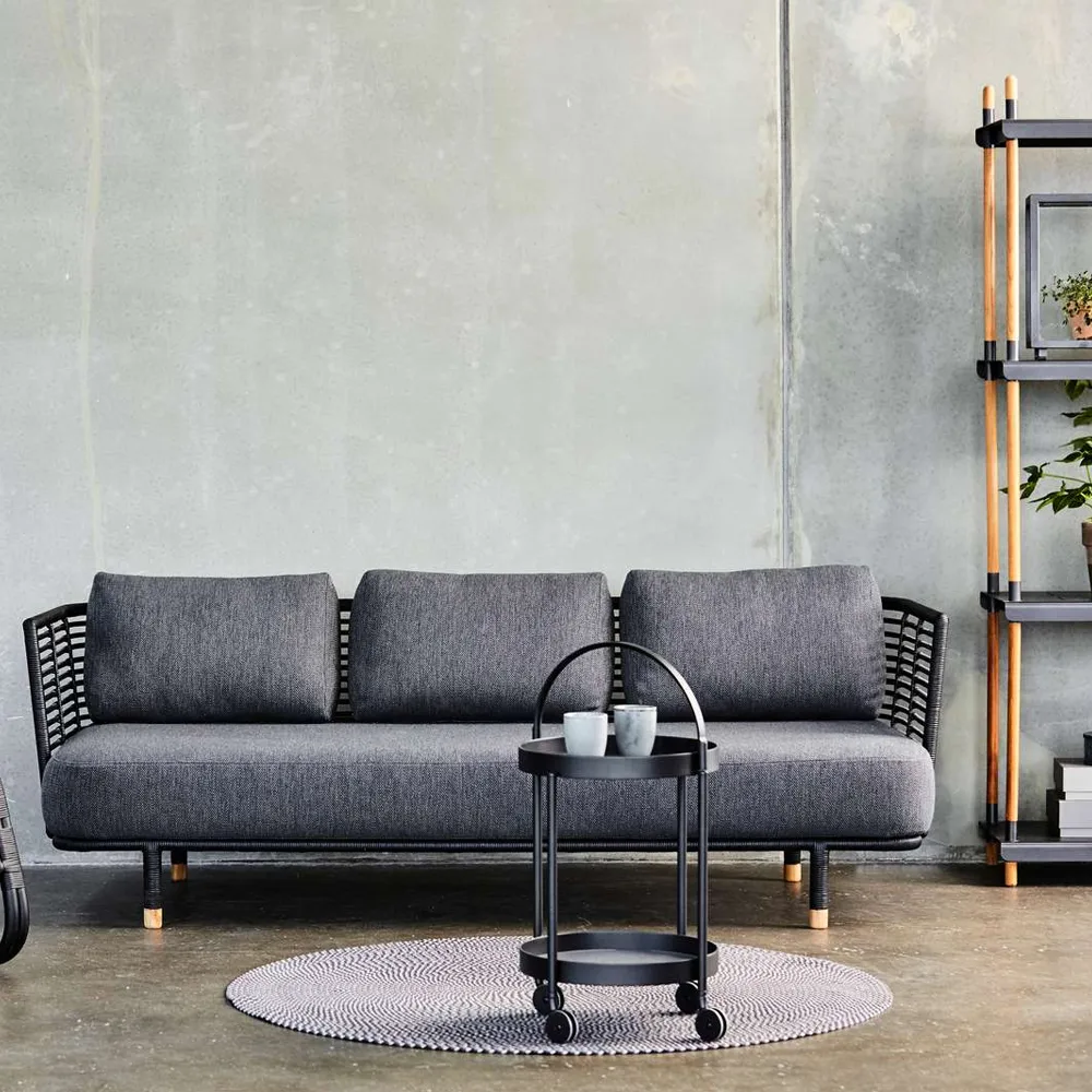 Stolik na kółkach Roll, Lava Grey Cane-line