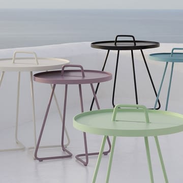 Stolik On The Move Ø44 cm - Aqua - Cane-line