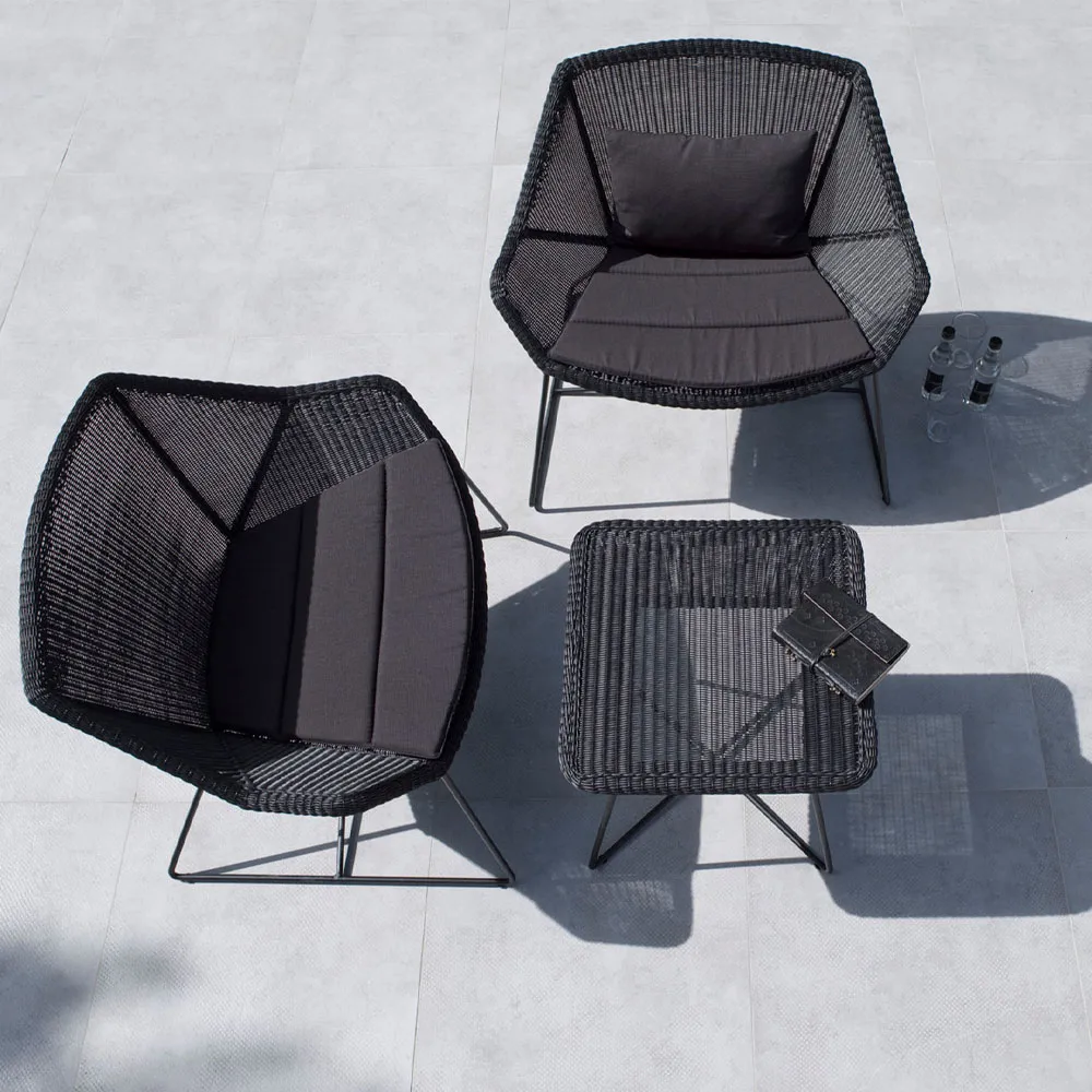 Stolik pomocniczy Breeze, Black Cane-line