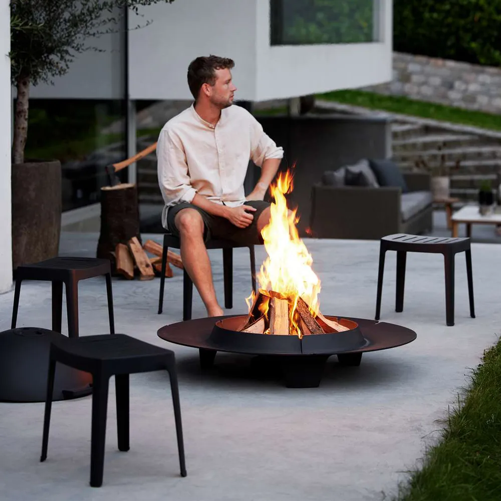 Taboret Cut, Black, aluminiowy Cane-line