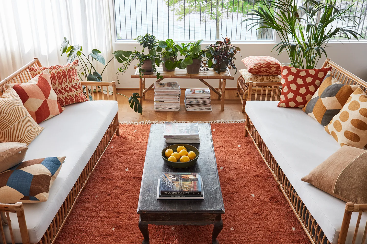 Poszewka na poduszkę Meera 50x50 cm, Light beige-apricot orange Chhatwal & Jonsson