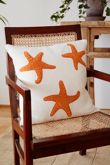 Poszewka na poduszkę Star Fish 50x50 cm - Off white-orange - Chhatwal & Jonsson