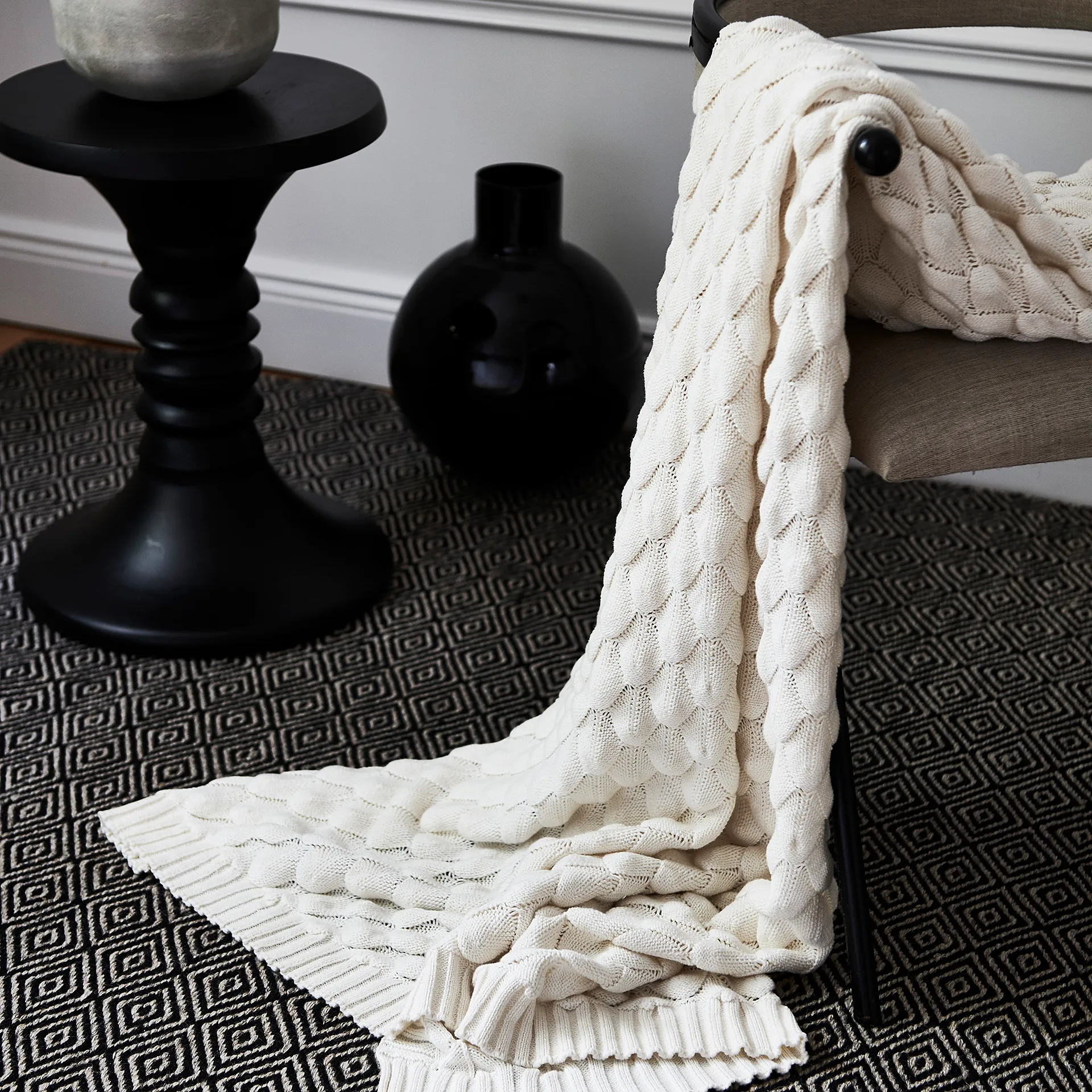 Pled Gems 130x170 cm, Biały Classic Collection