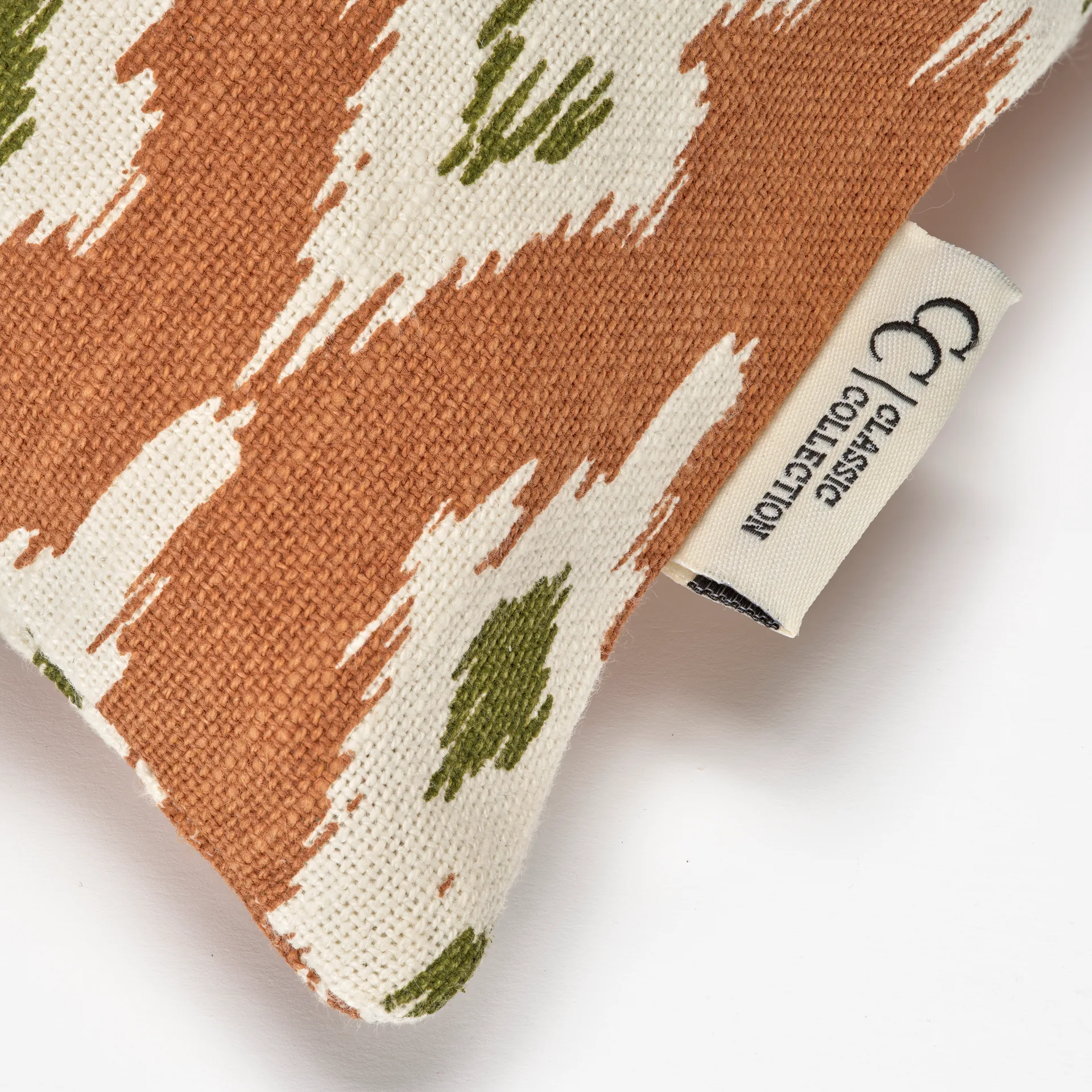 Poszewka na poduszkę Ikat Diamond 50x50 cm, Brązowy Classic Collection