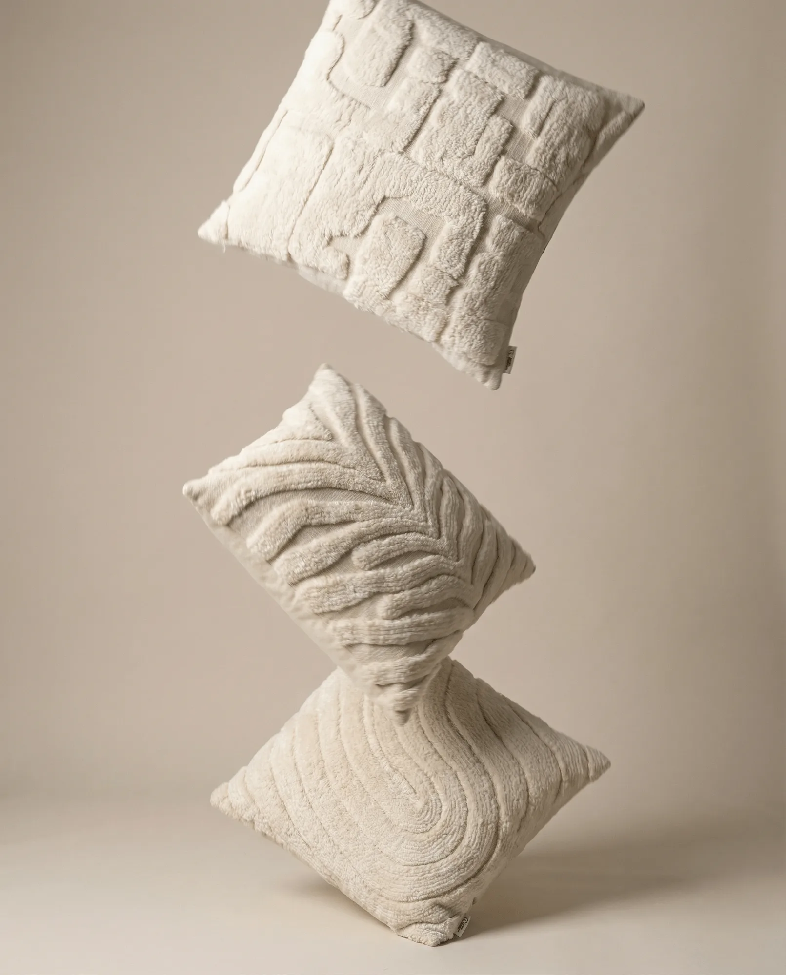 Poszewka na poduszkę Zebra Tuft, Off white, 50x50 cm Classic Collection