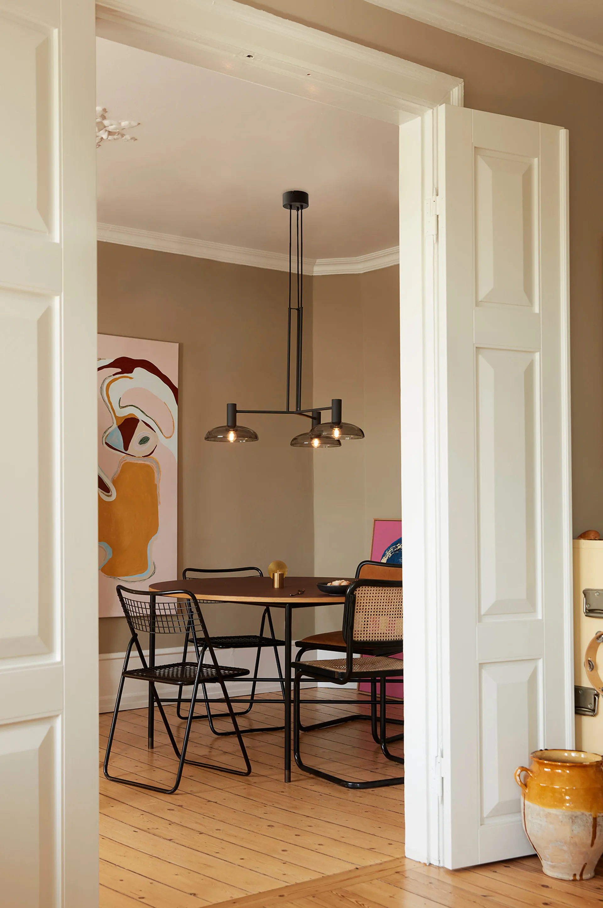 Lampa wisząca Ufo Circle, Czarny CO Bankeryd