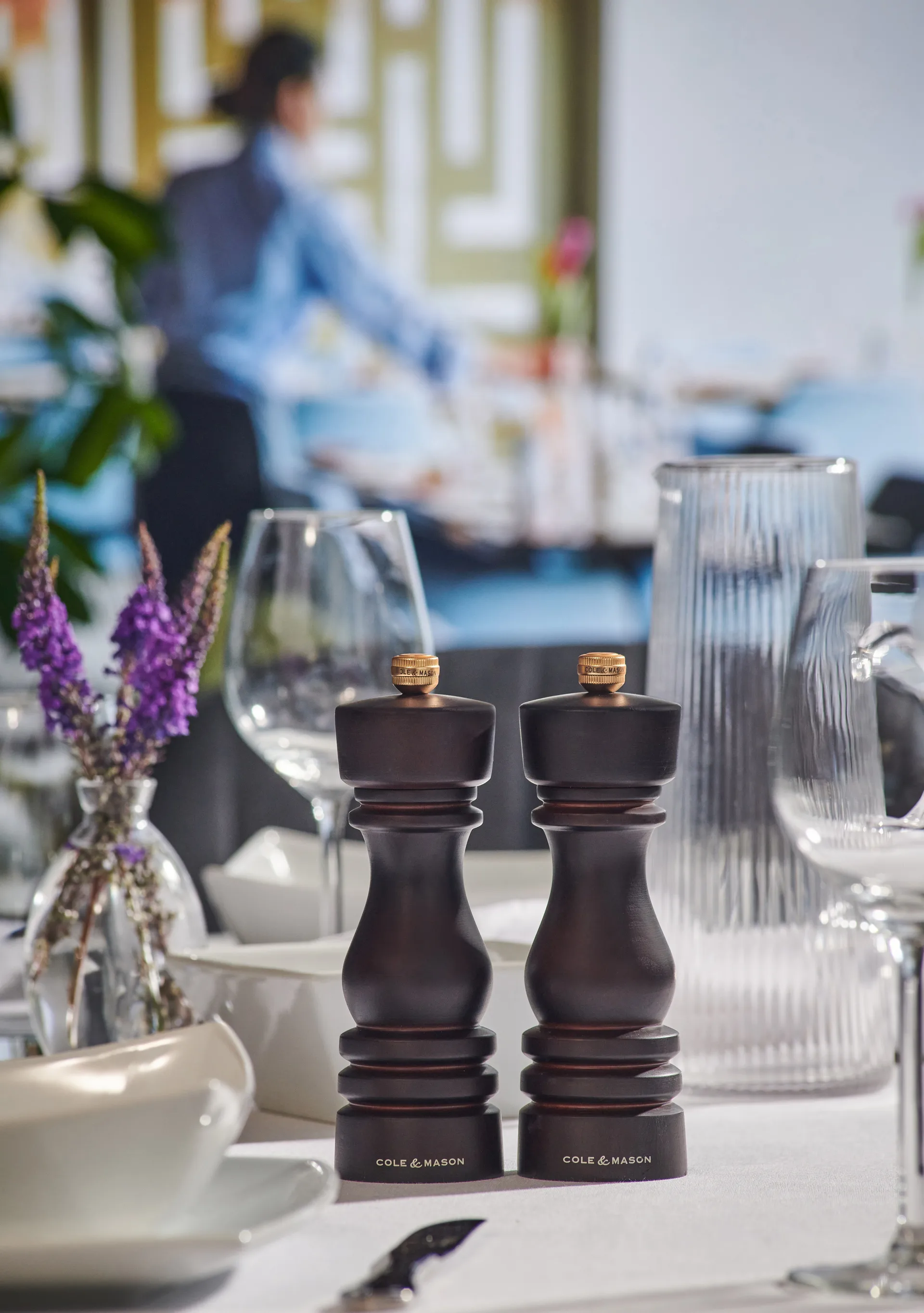 Zestaw młynków do soli i pieprzu London 18 cm, Chocolate Cole & Mason