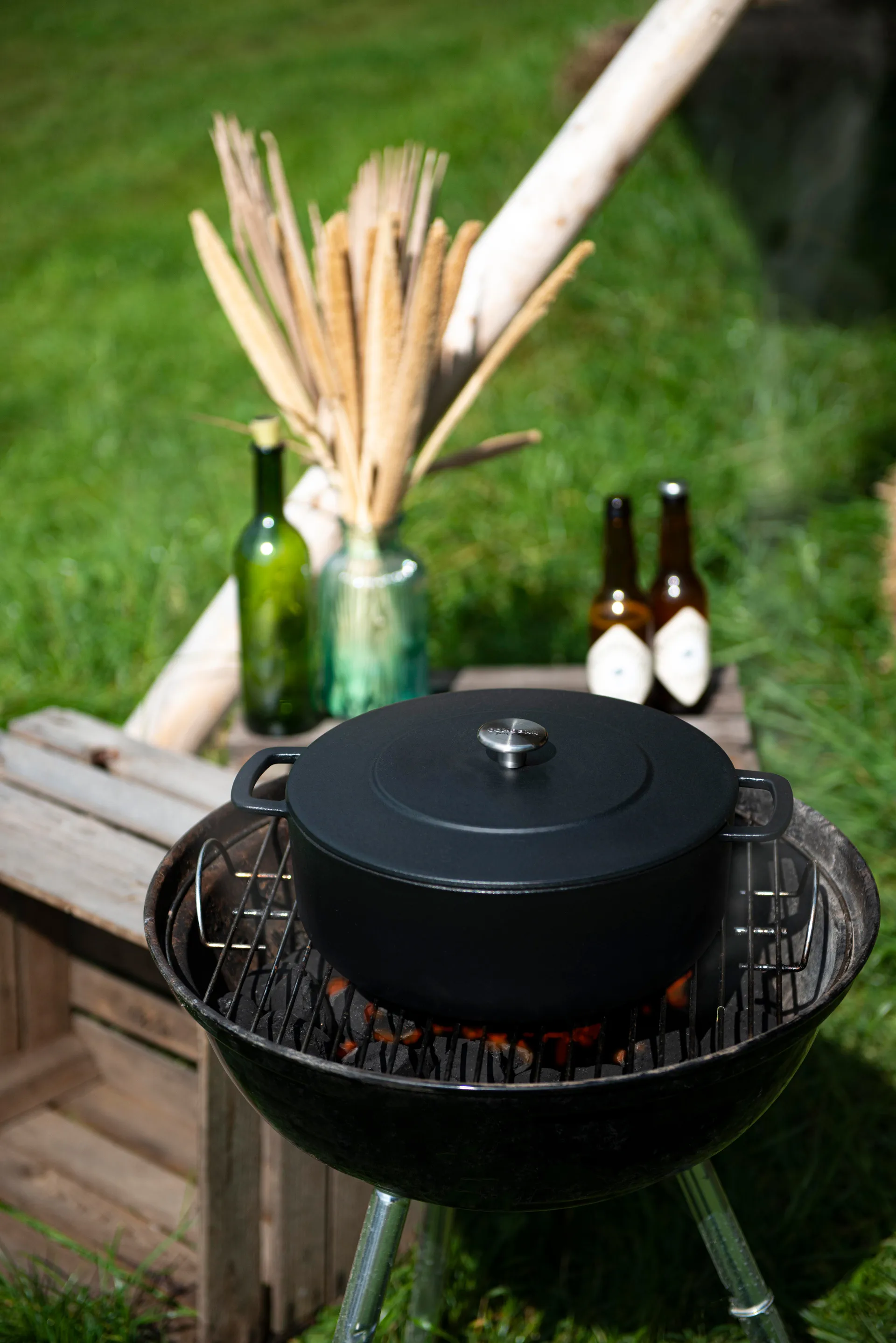 Garnek żeliwny emaliowany Combekk Ø28 cm, Czarny Combekk