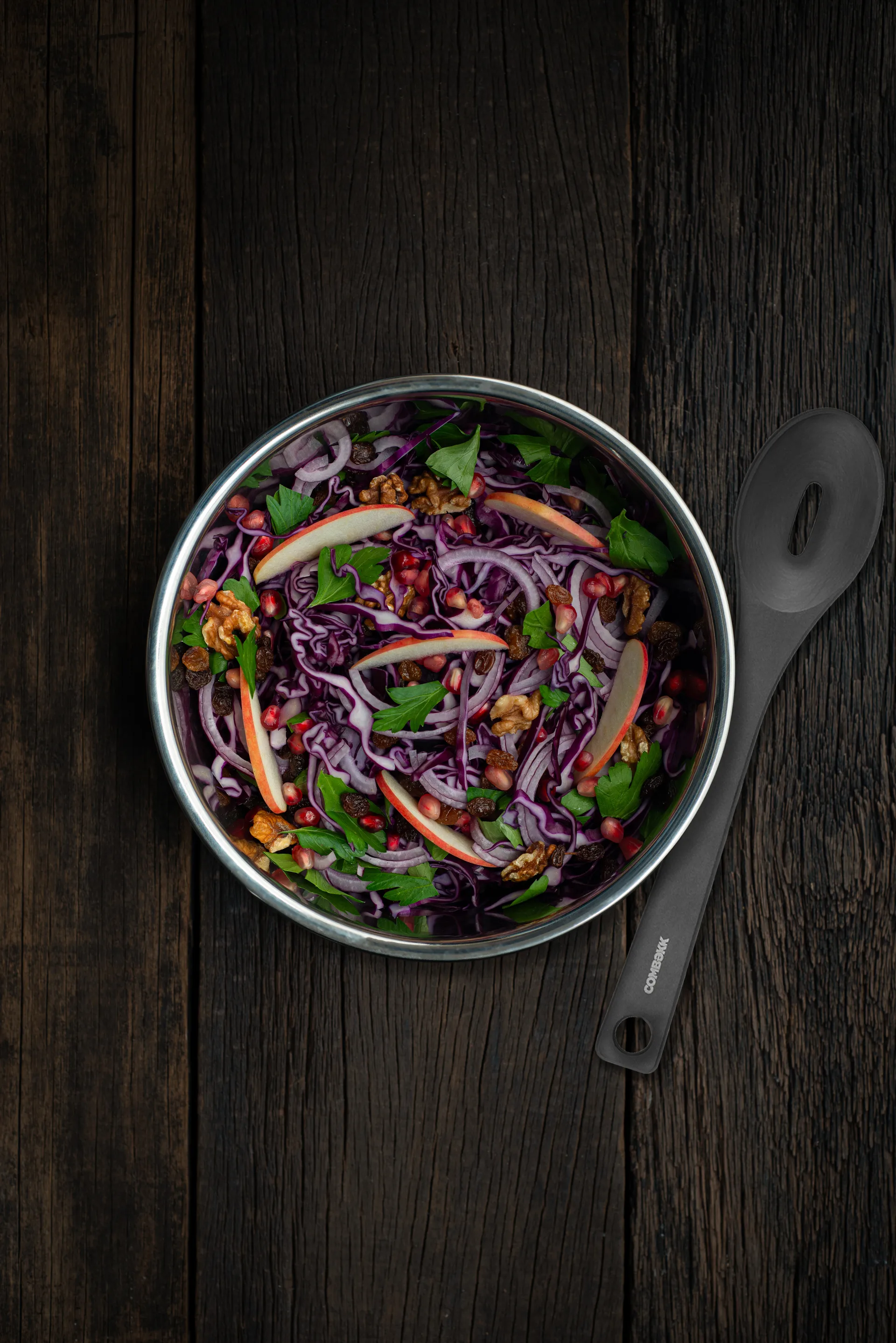 Łyżka cedzakowa z włókna drzewnego Combekk, Czarny Combekk