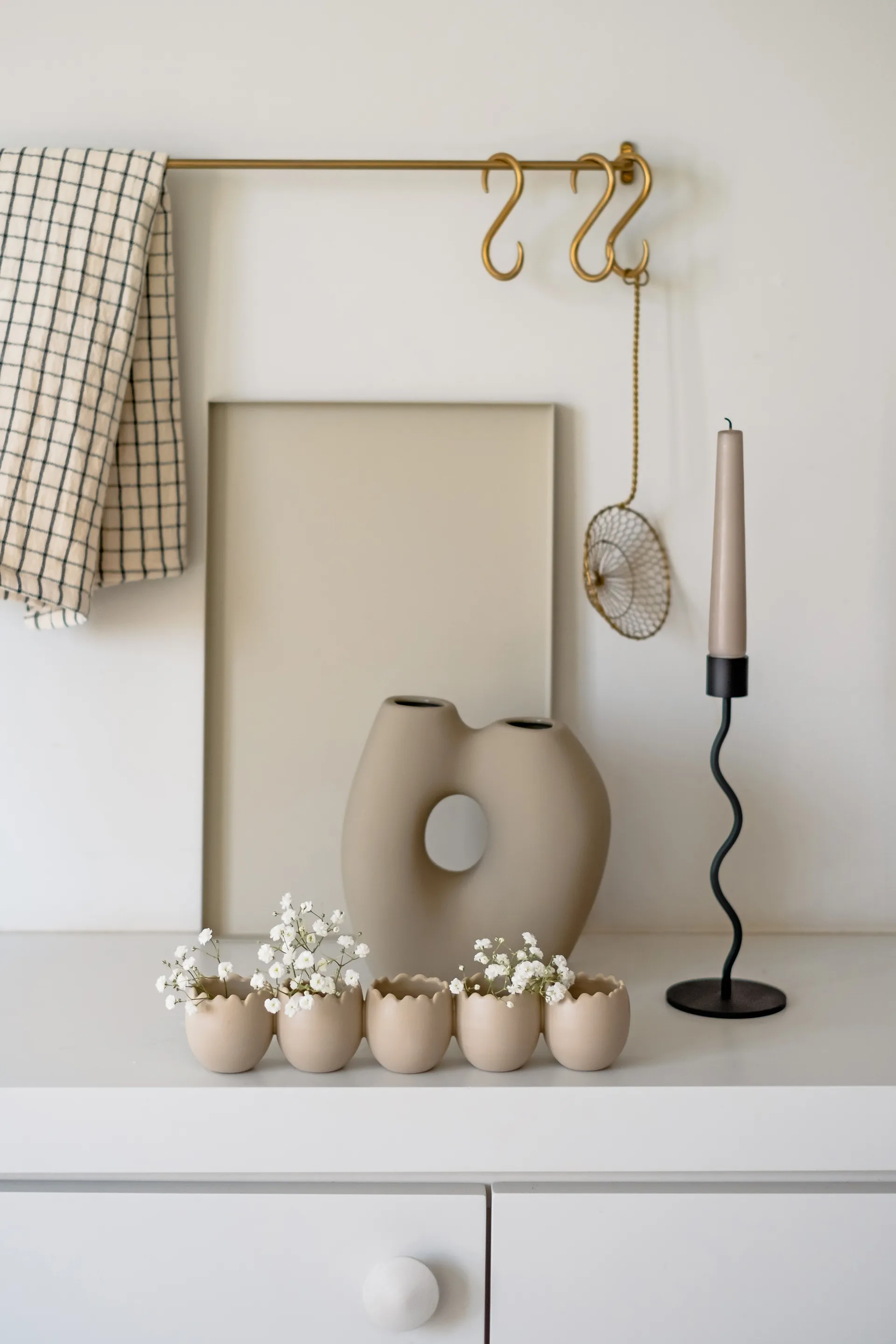 Dekoracja wielkanocna Easter line, Piaskowy Cooee Design