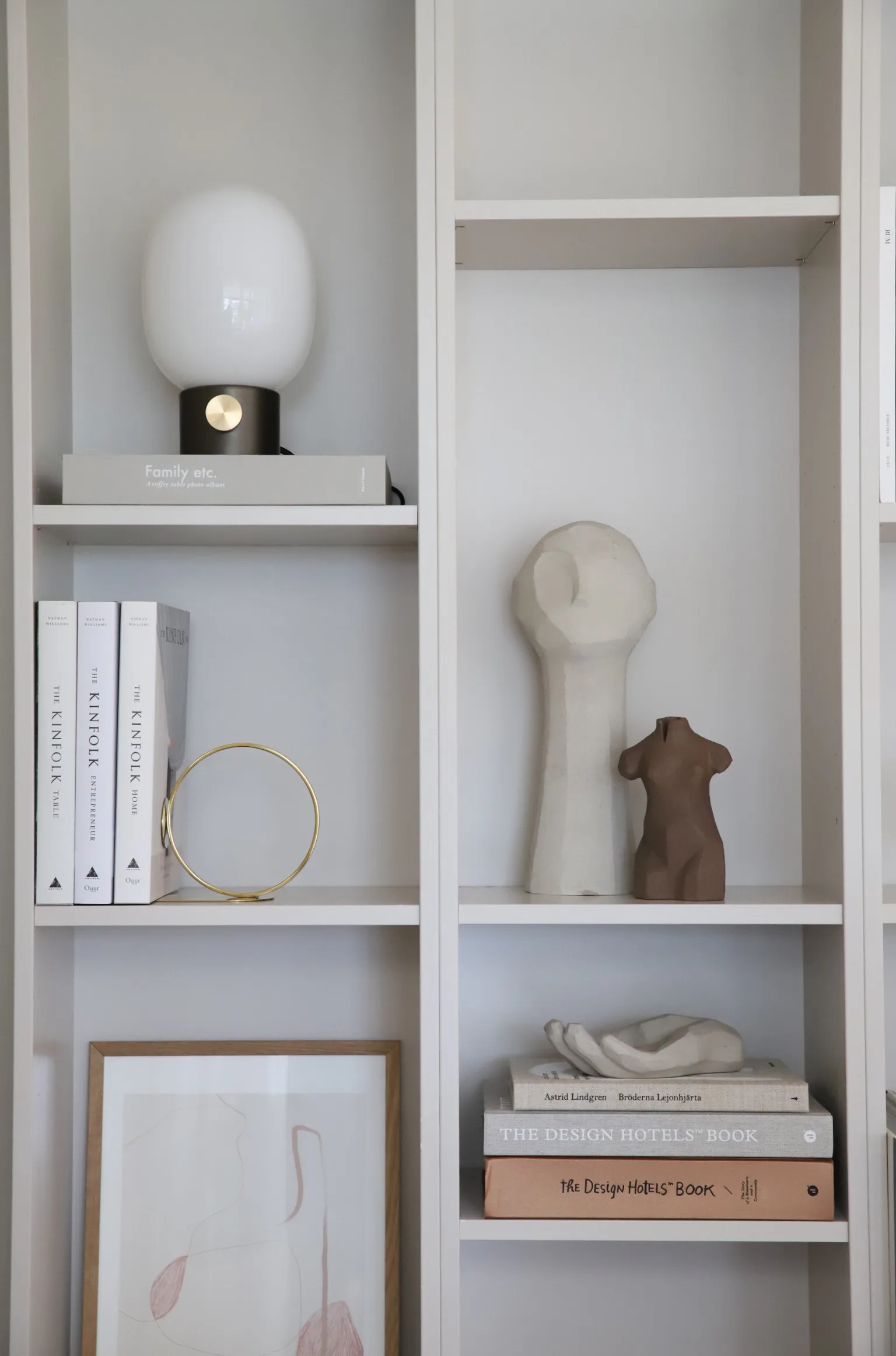 Rzeźba Adamo, Limestone Cooee Design