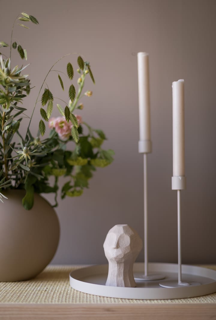 Rzeźba Benedykta i Amal, Limestone Cooee Design