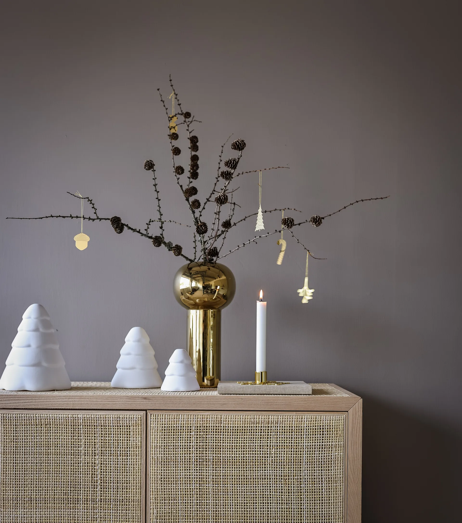 Snowy choinka 15 cm, White Cooee Design