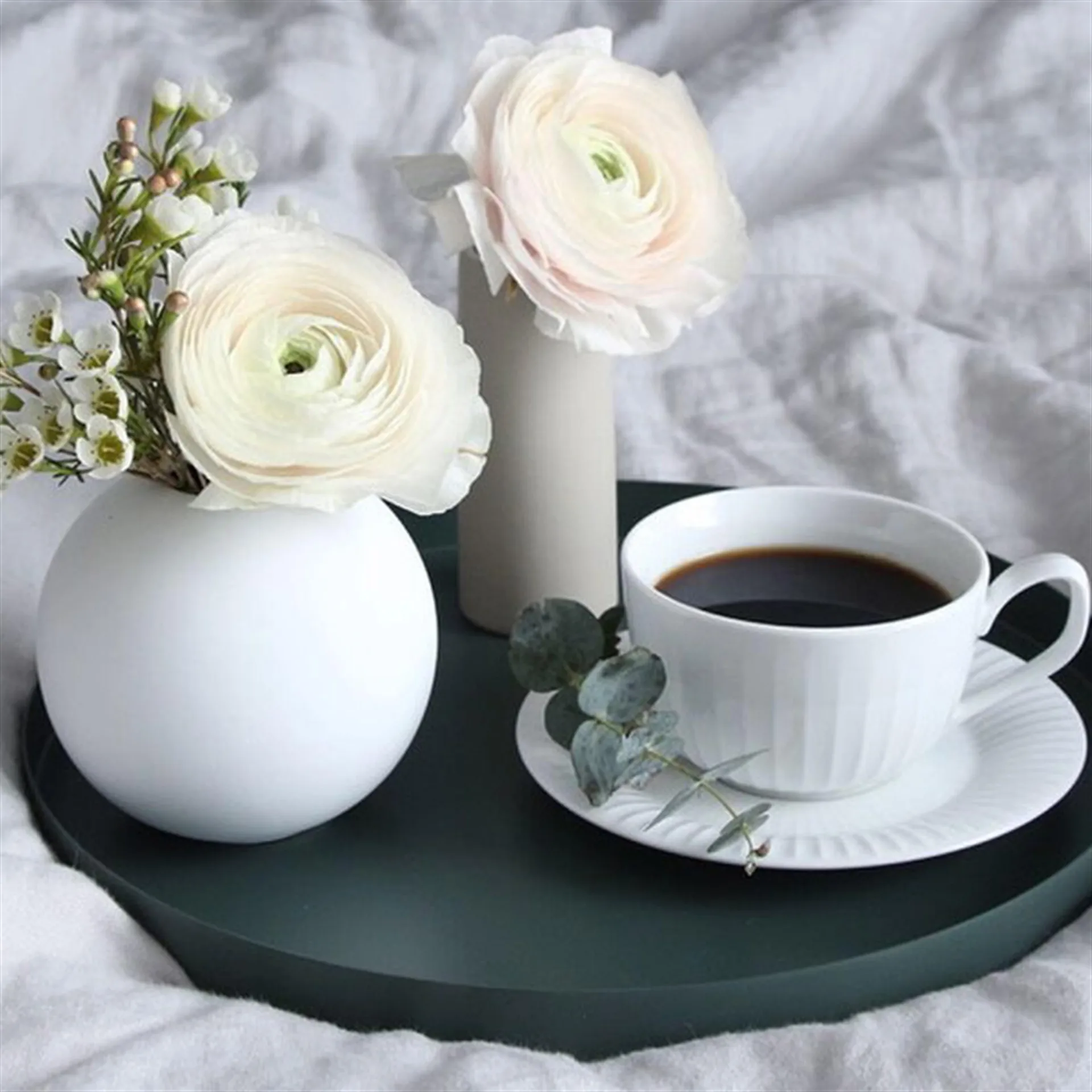 Wazon Ball, biały, 10 cm Cooee Design