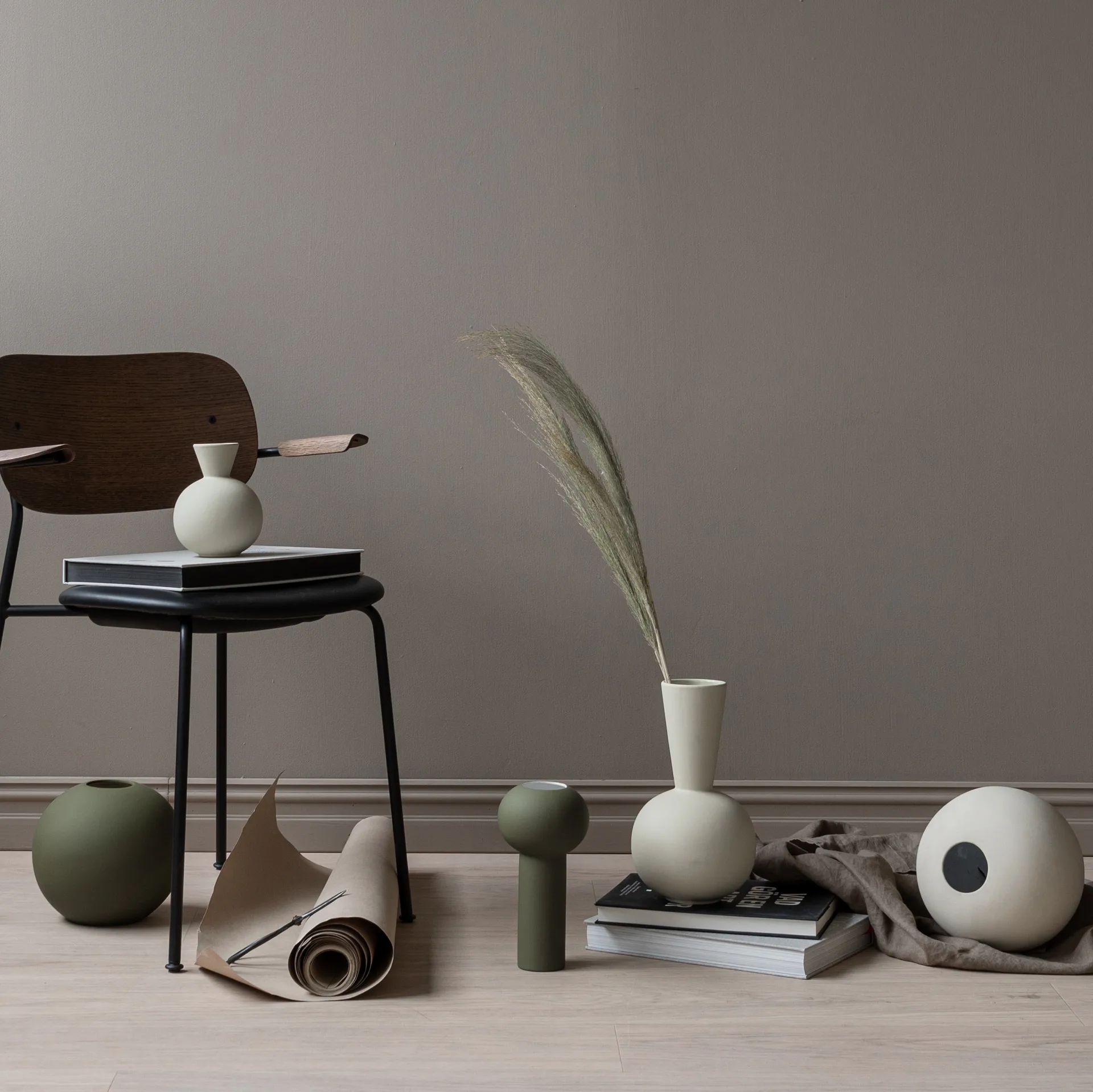 Wazon Ball olive, 20 cm Cooee Design