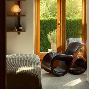 Fotel lounge Éclair chair - Cherry - Crème Atelier